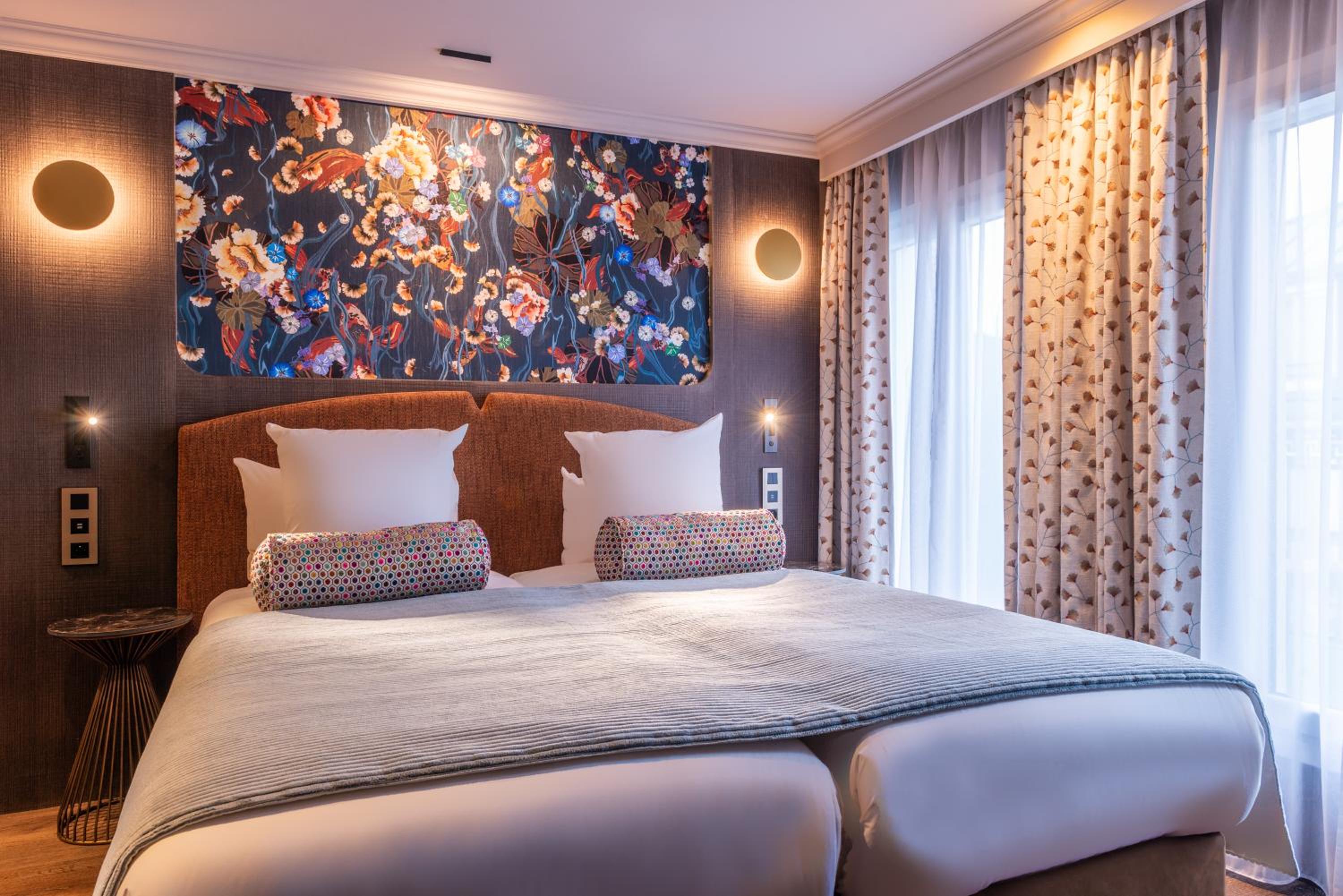 Superior Double or Twin Room thumbnail 6