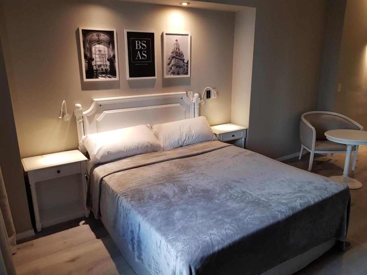 Up América Plaza — Standard Double Room