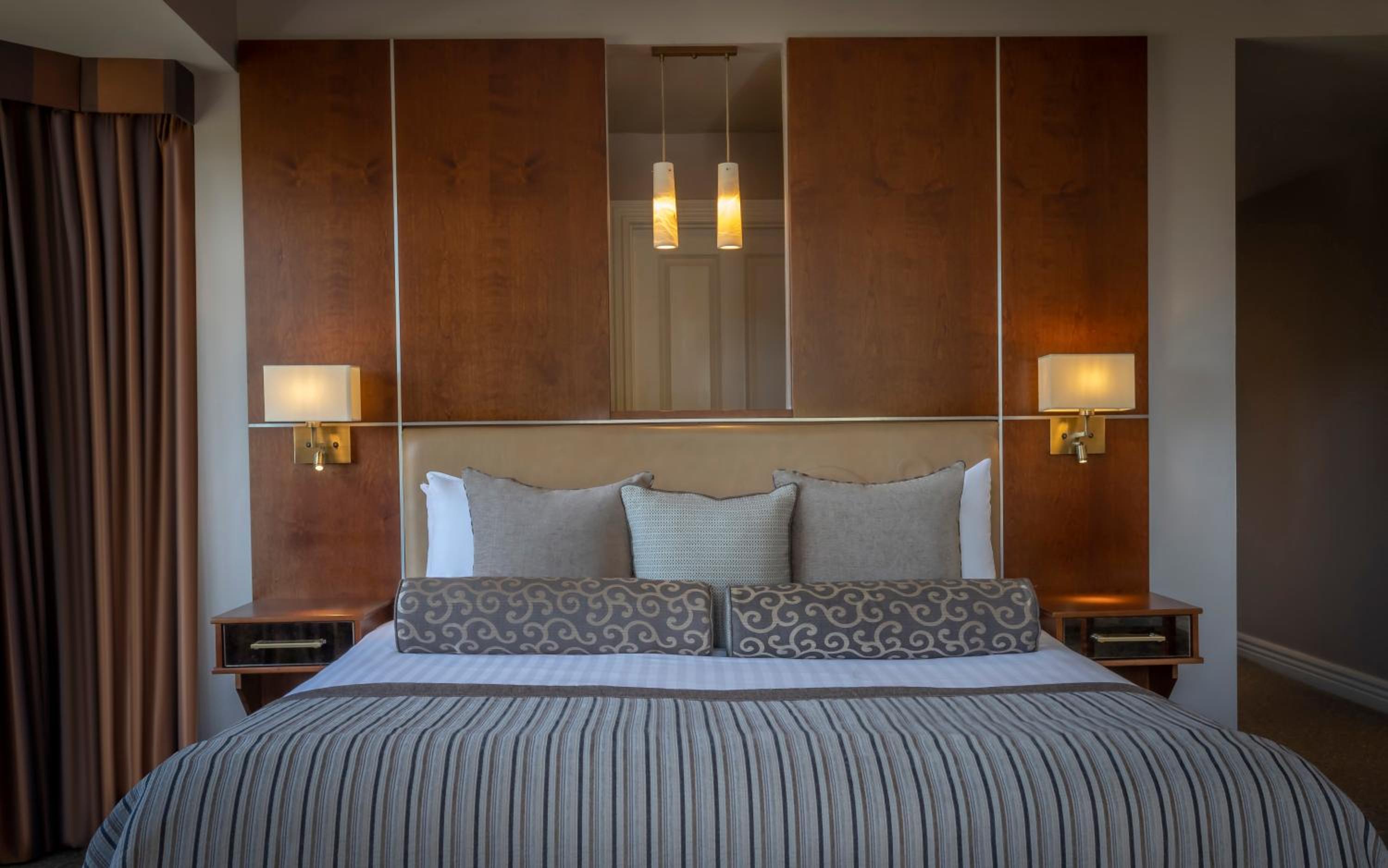 Superior Deluxe Double Room  - Photo 4