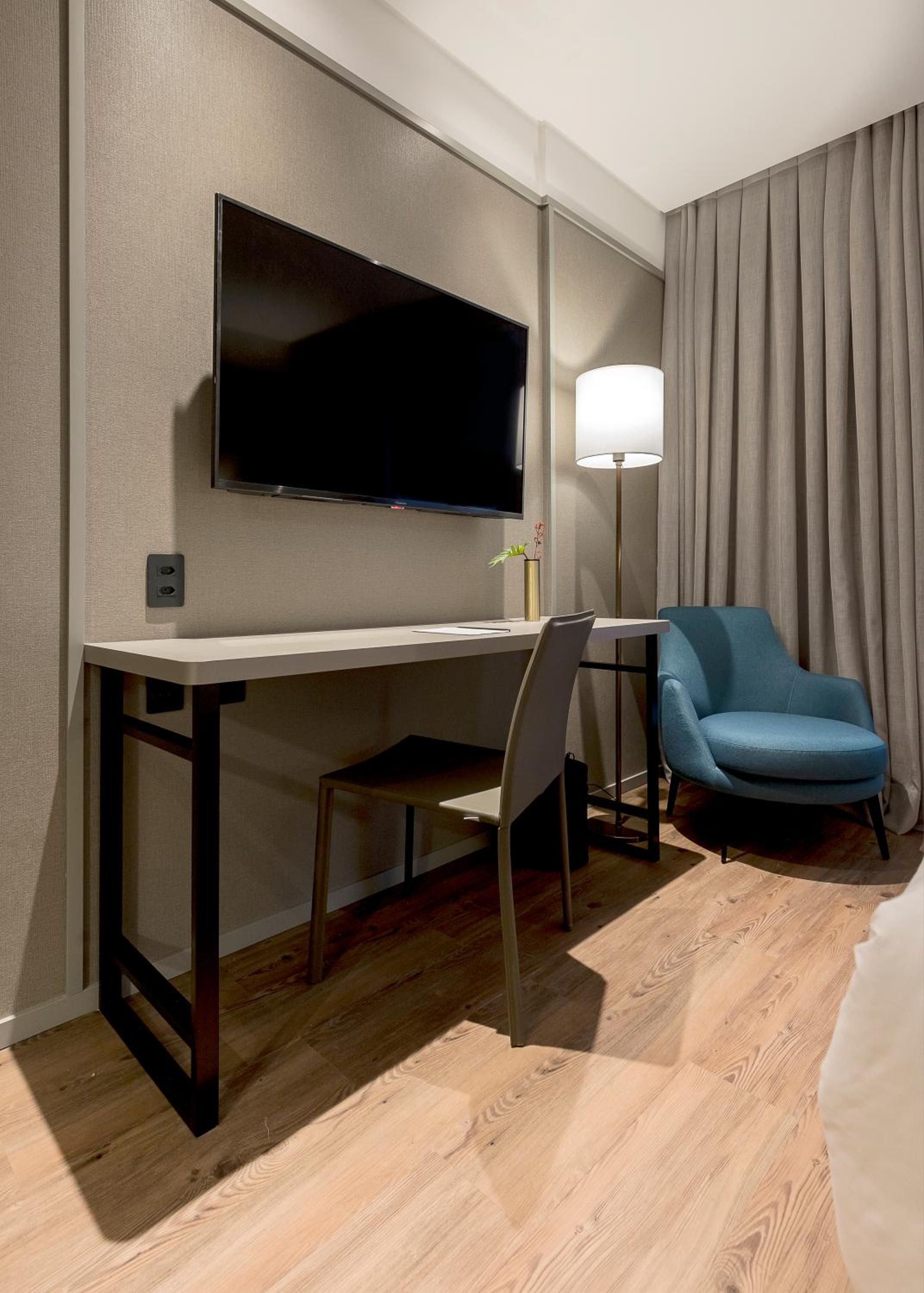 Queen Room with Sea View