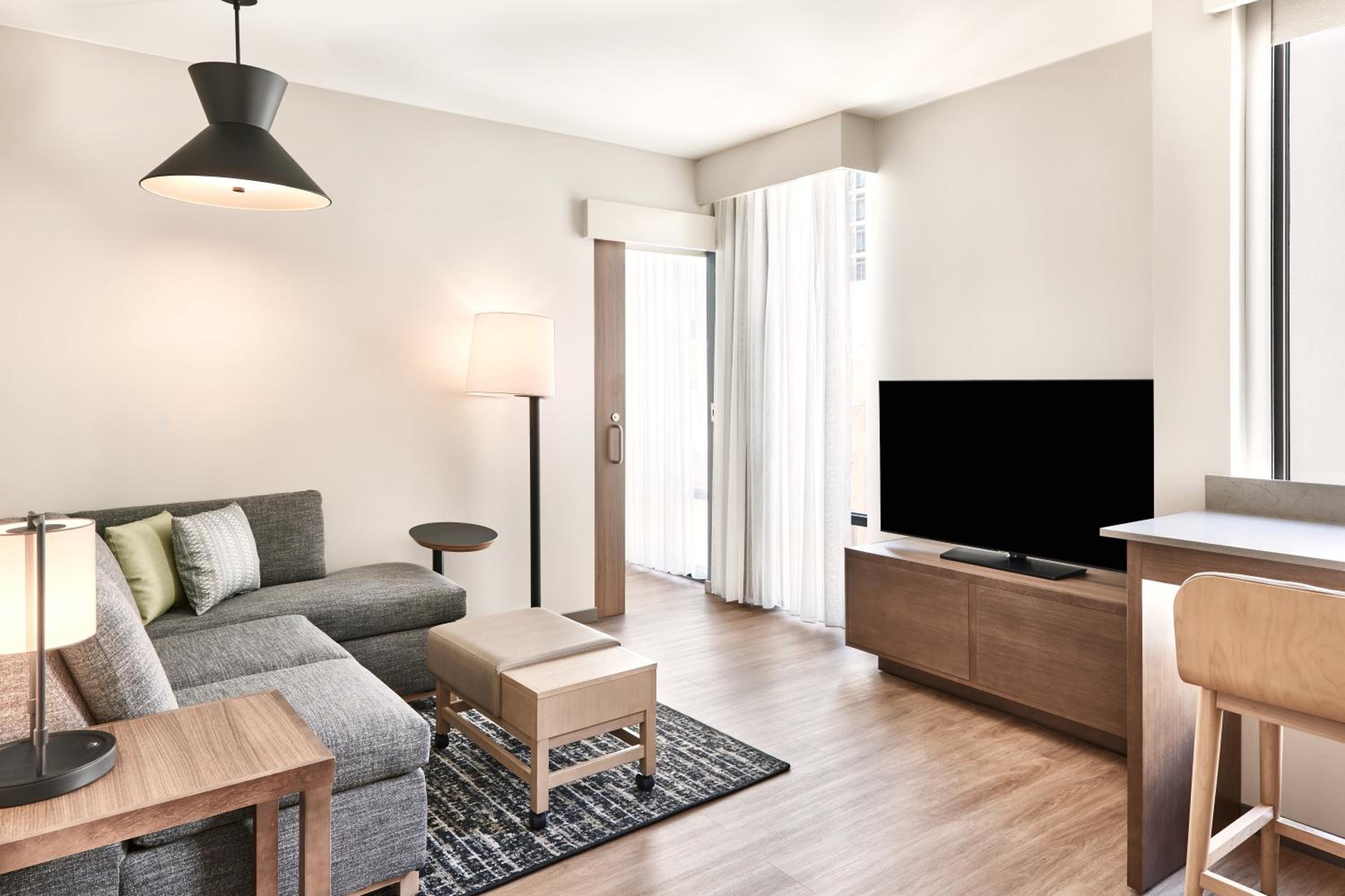 One-Bedroom King Suite with Sofa Bed - Photo 7