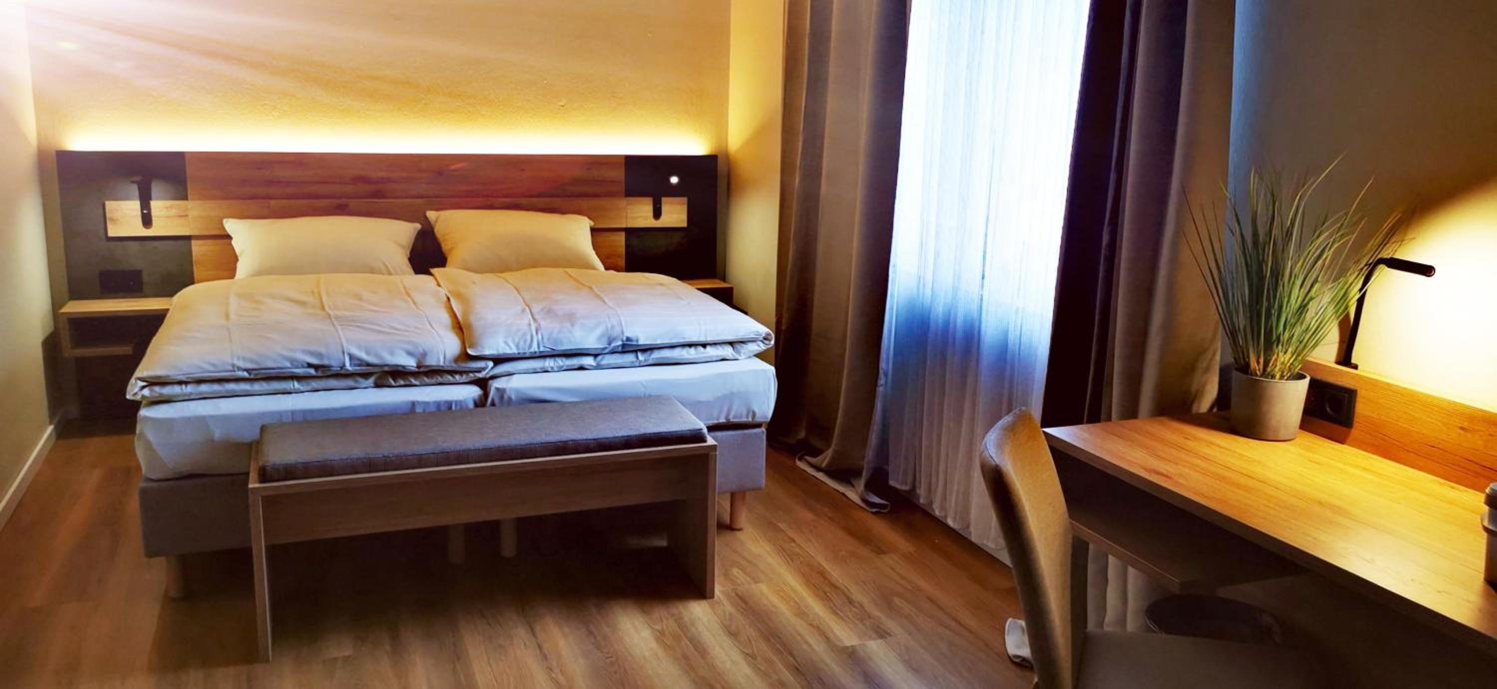 Standard Double Room - Photo 2