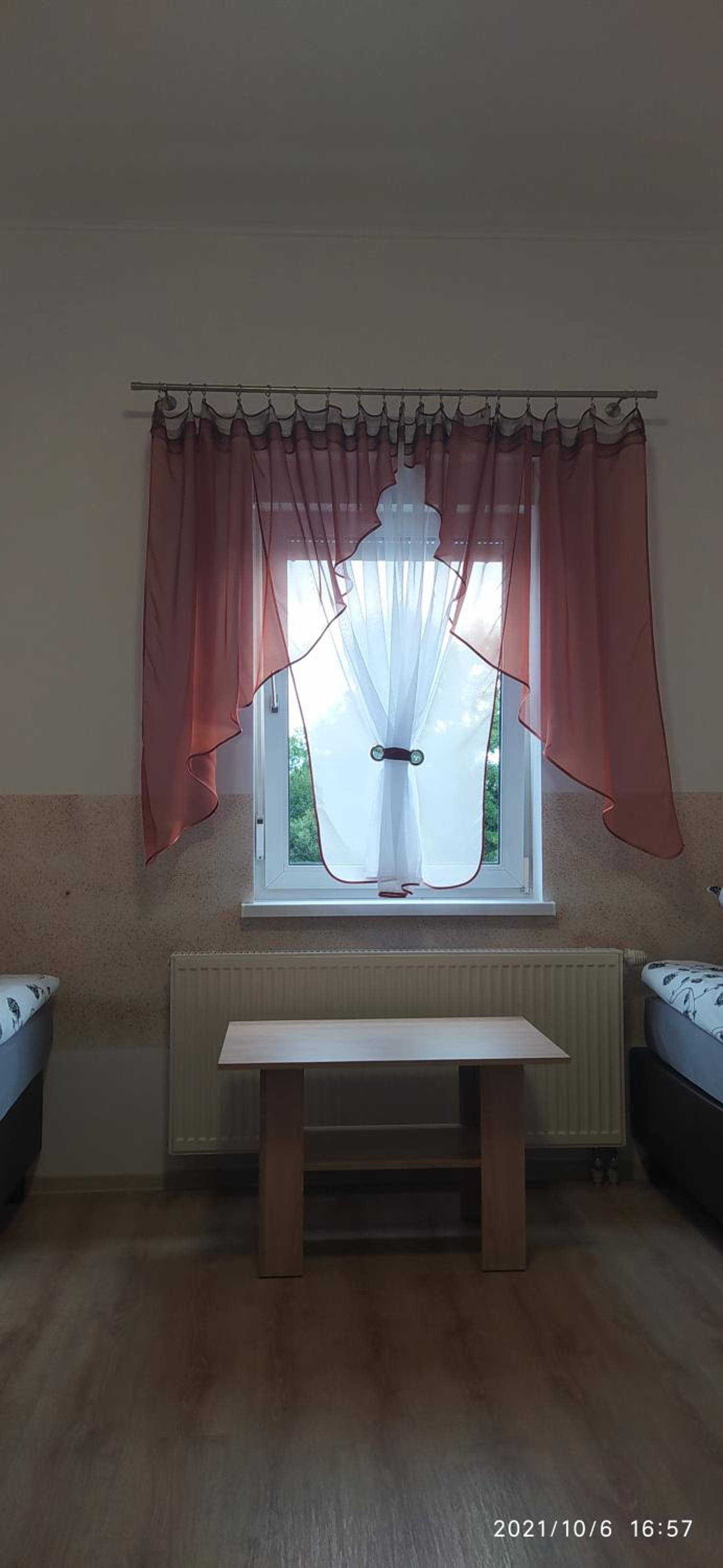 Quadruple Room with Shower - Photo 1