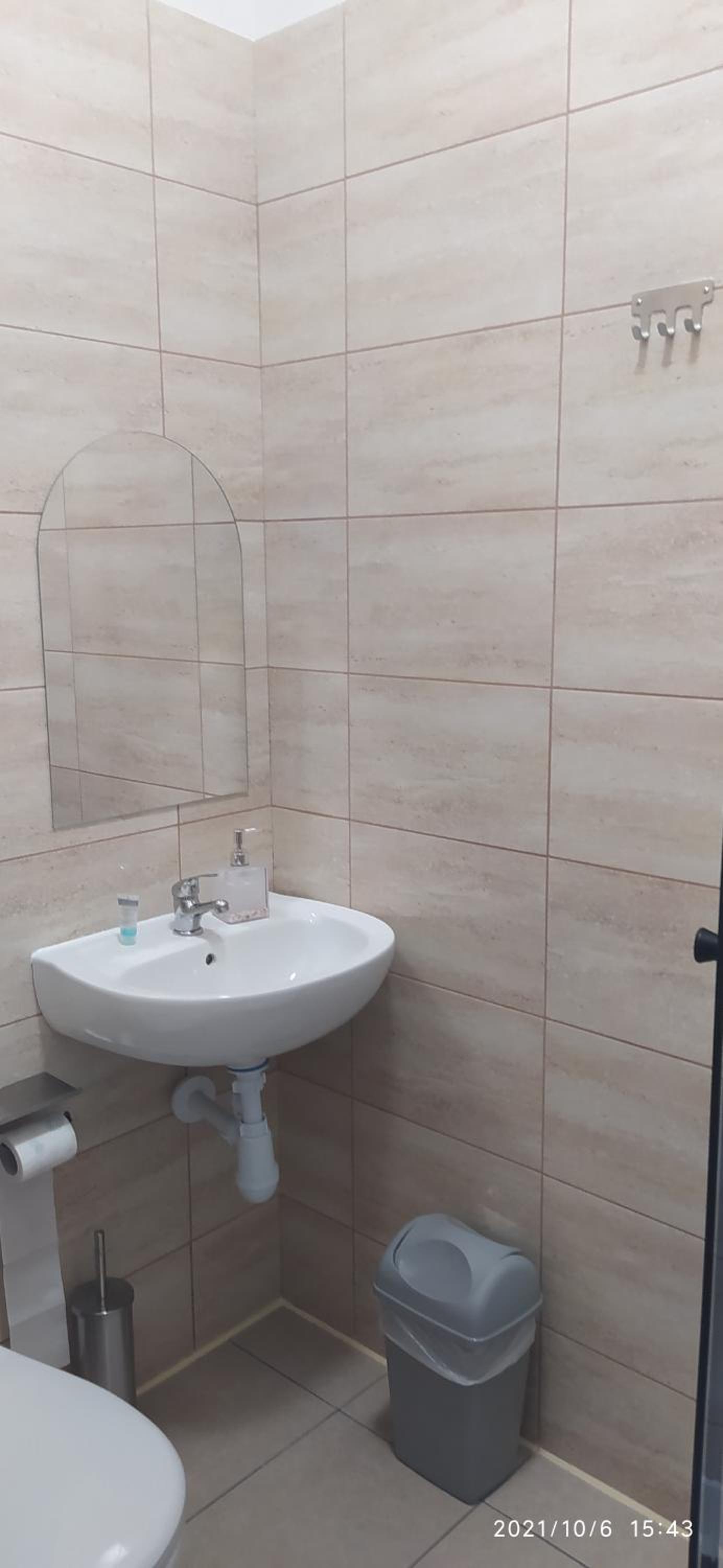 Quadruple Room with Shower - Photo 4