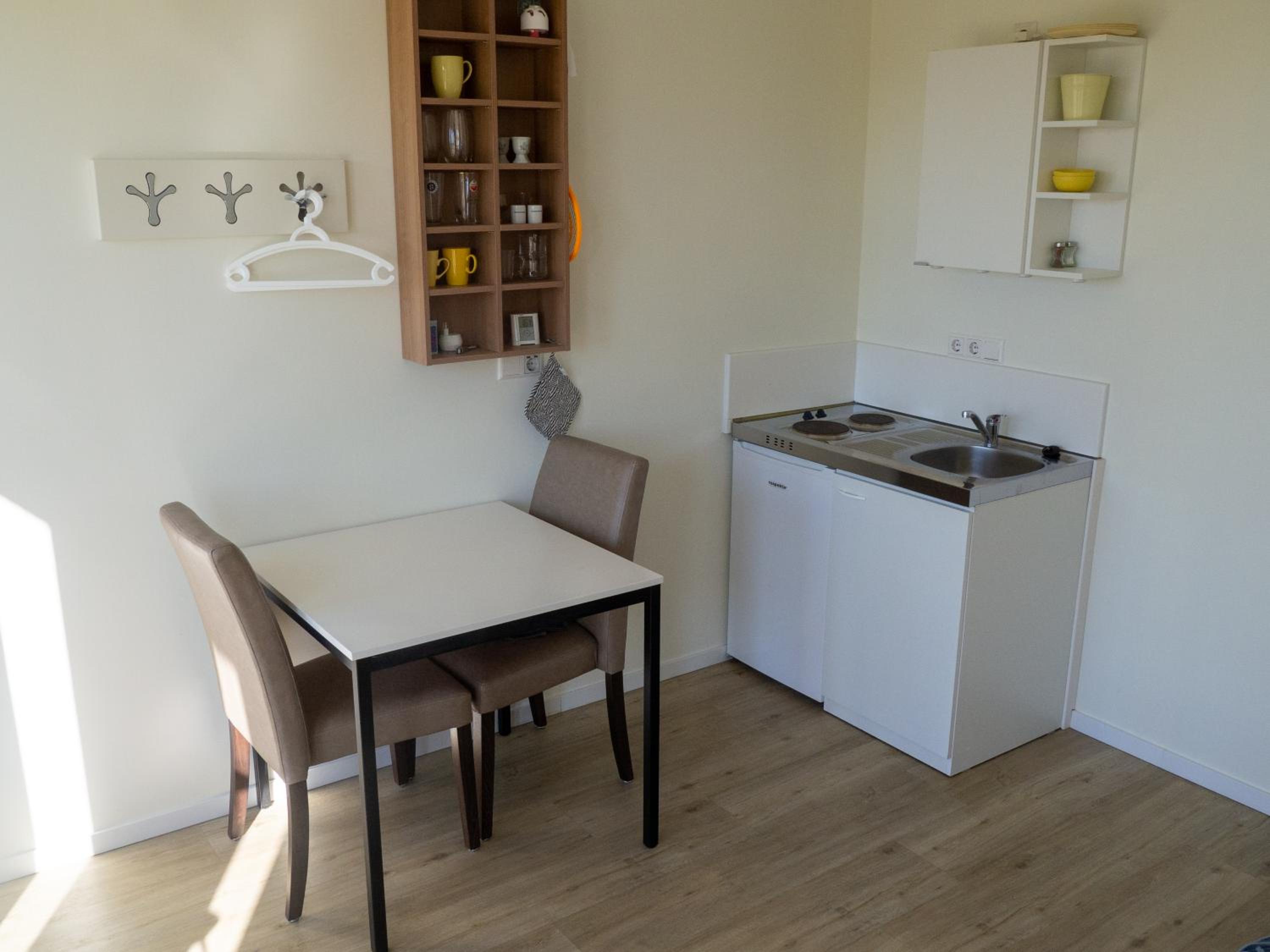 Double Room with Shared Bathroom photo 3