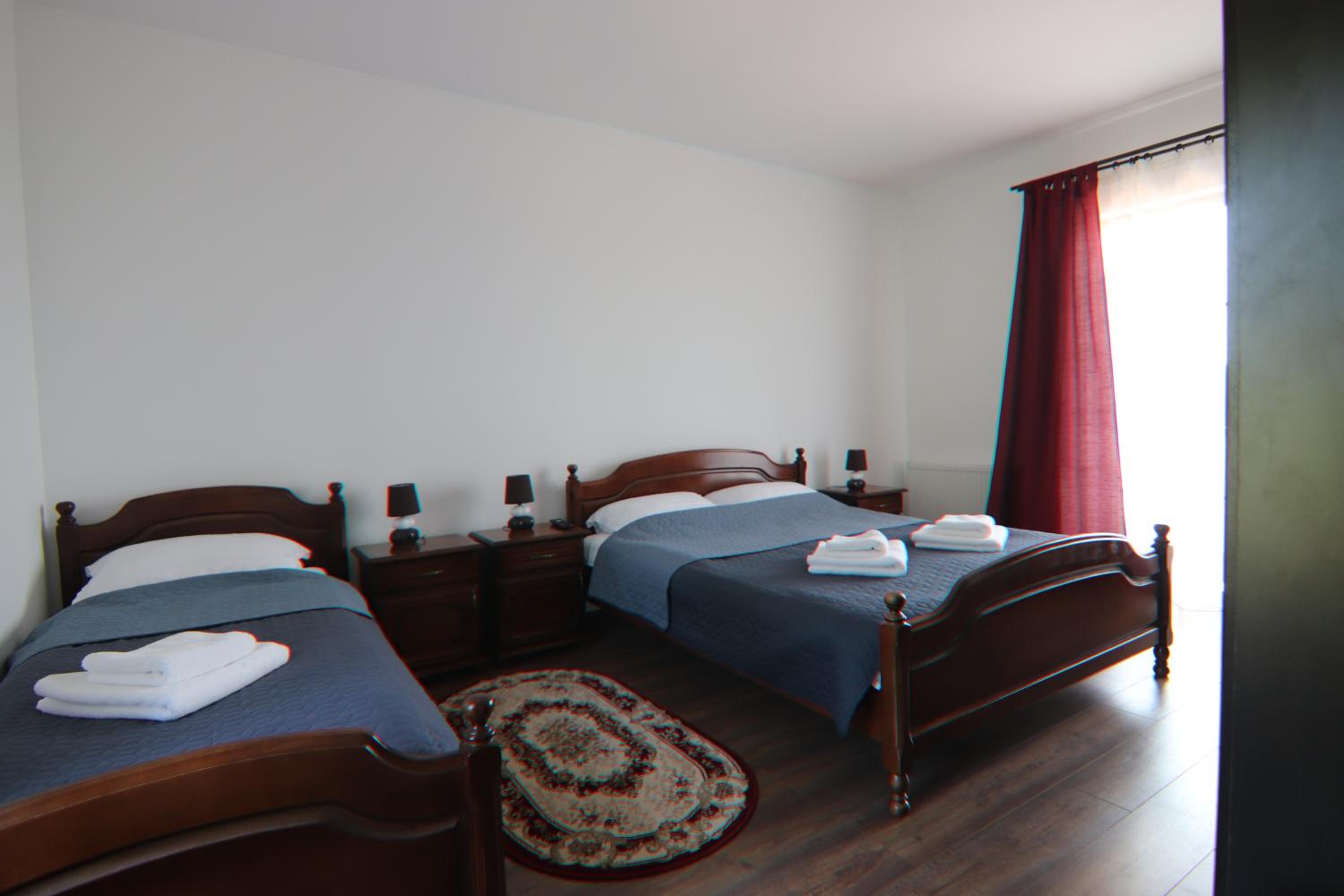Triple Room with Balcony - Photo 20
