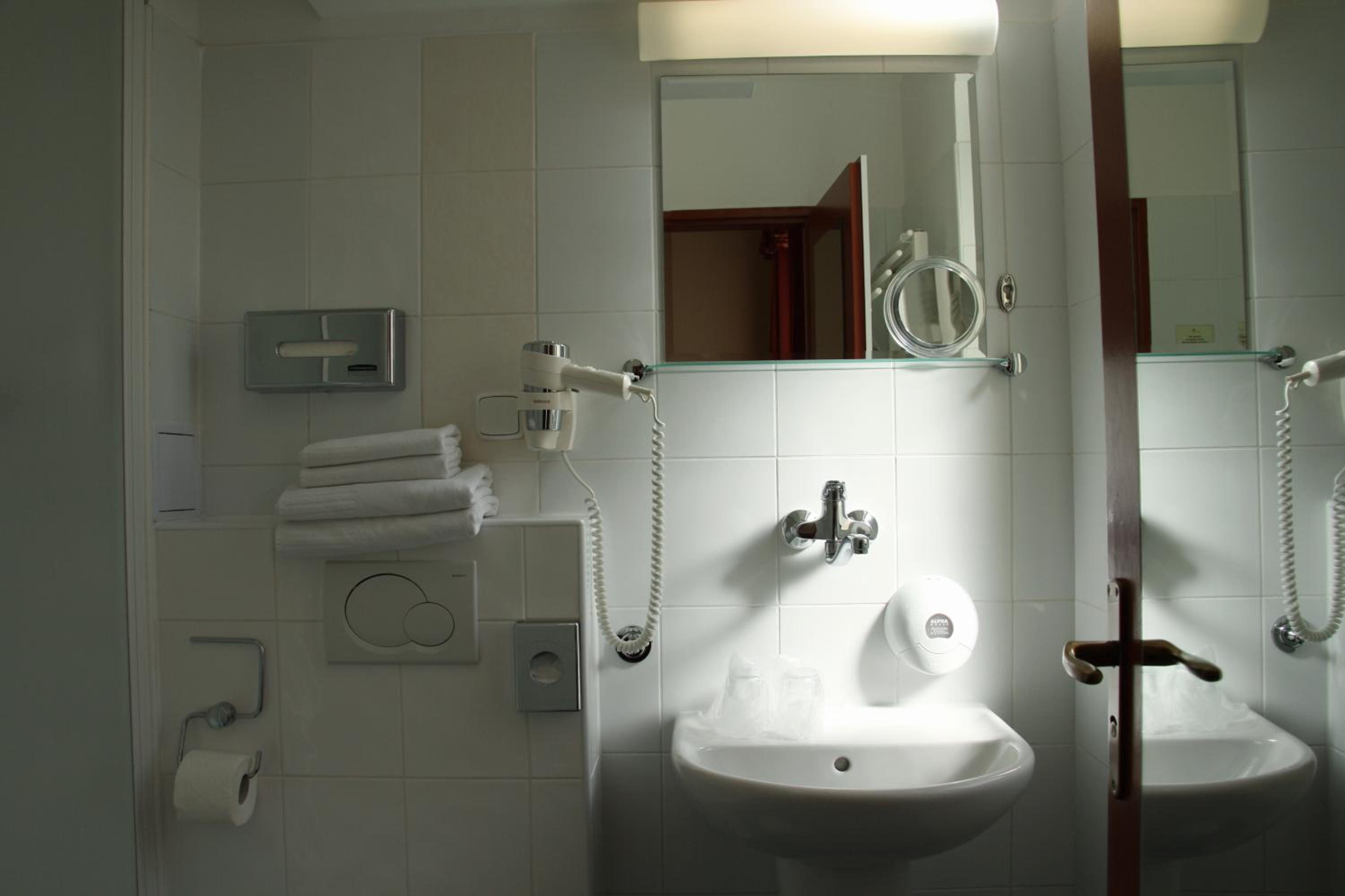 Double Room - Photo 2