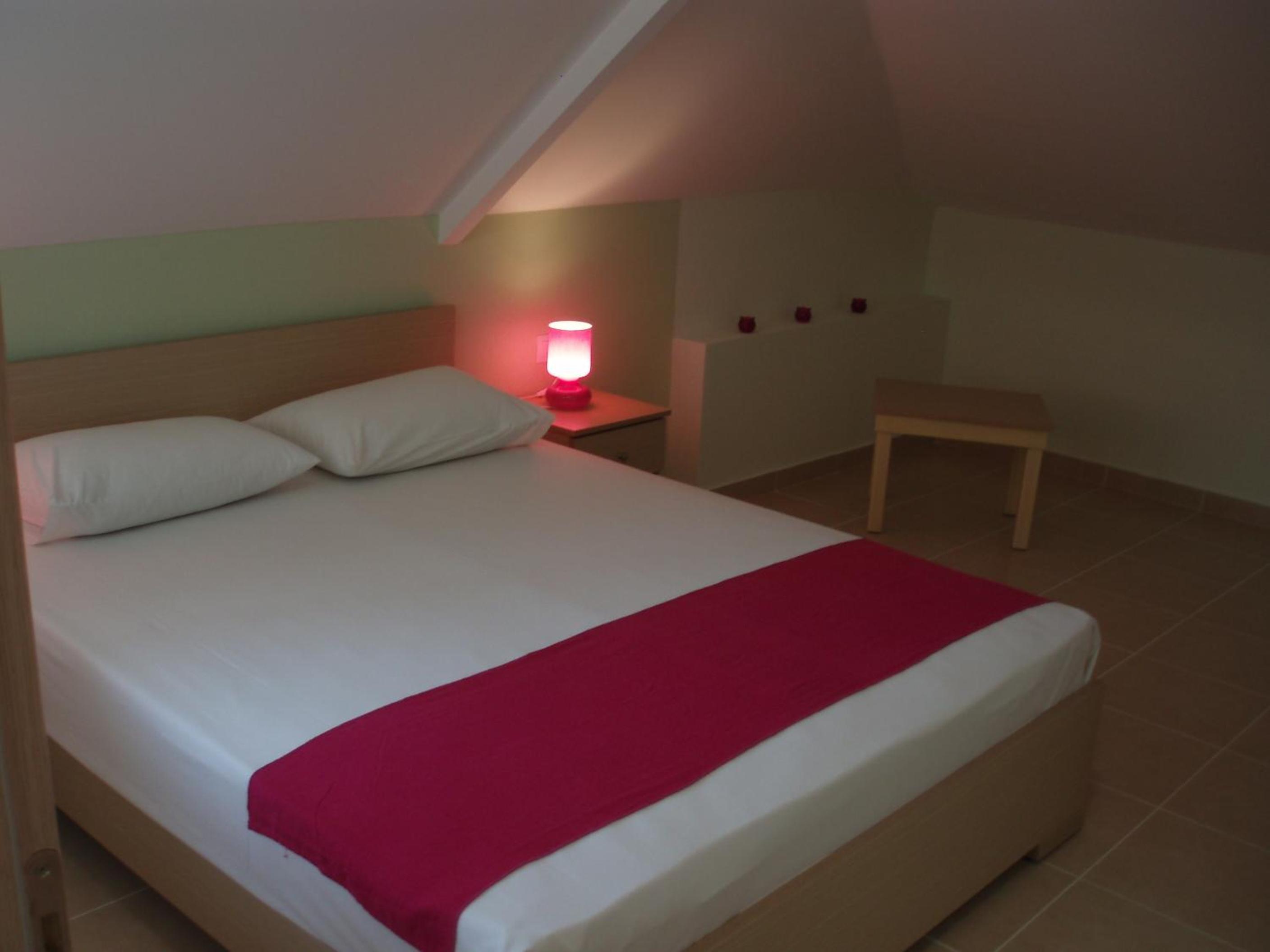 Family Apartment (4 Adults) - Attic