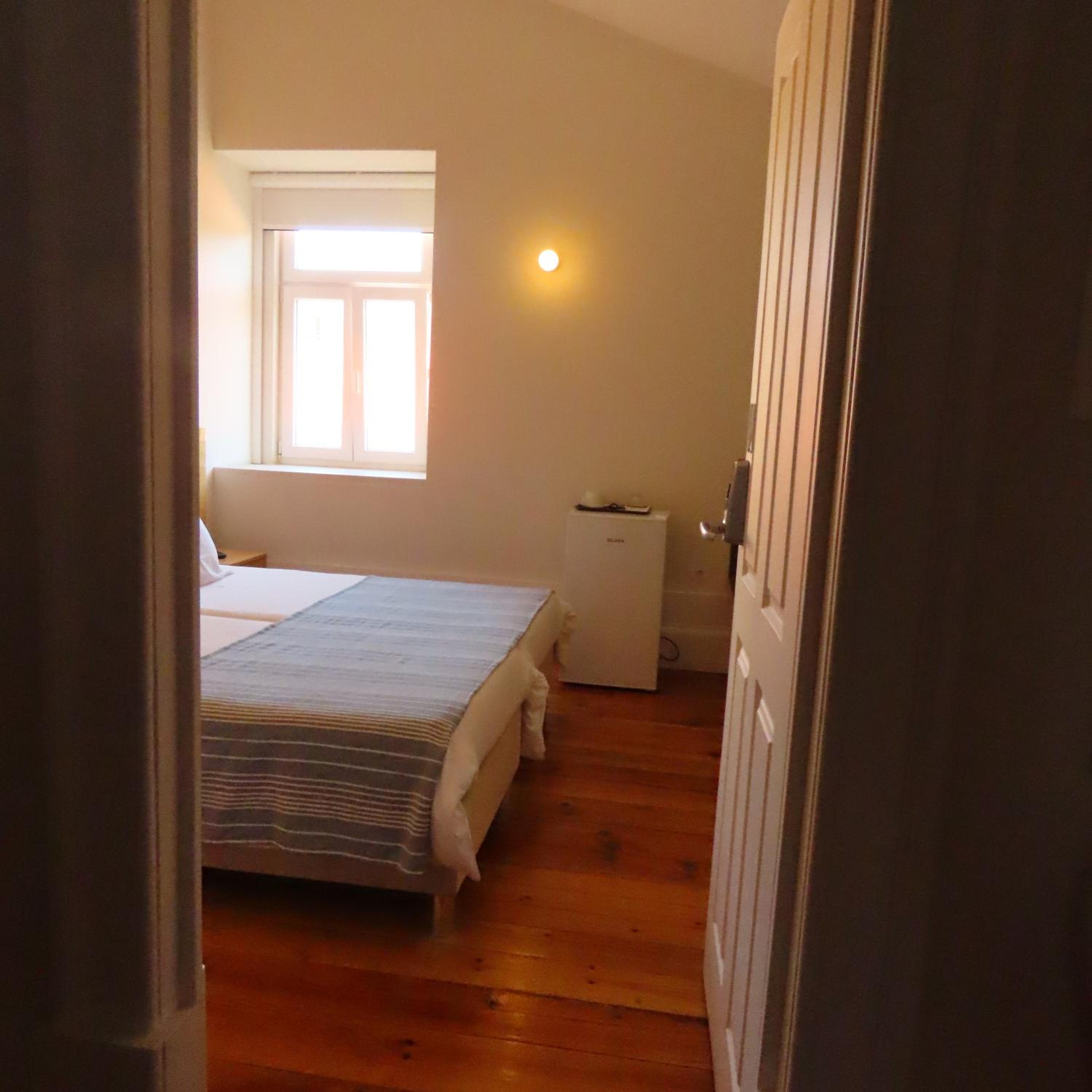 Double Room - Photo 7