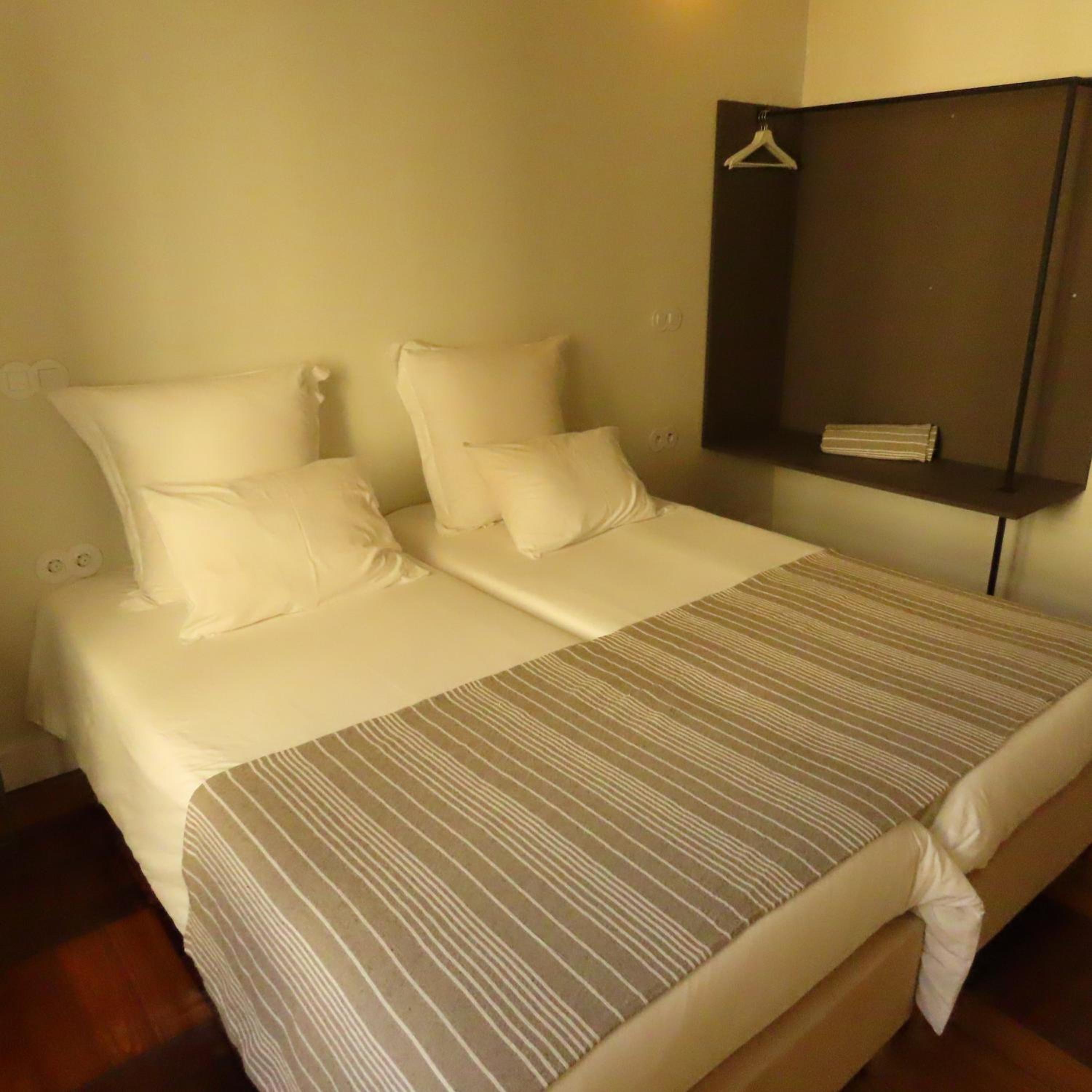 Deluxe Family Room - Photo 8