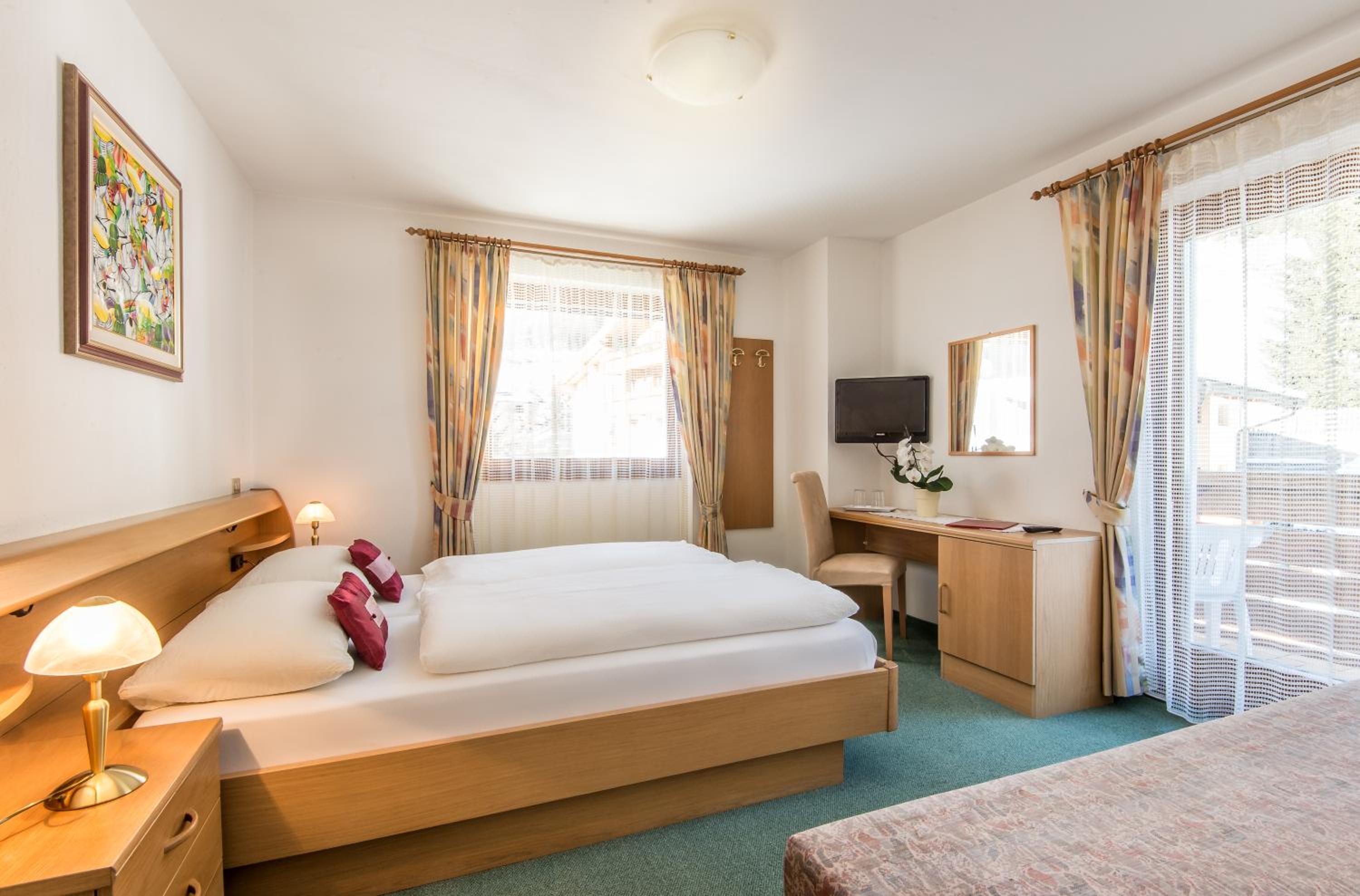 Standard Double Room photo 3