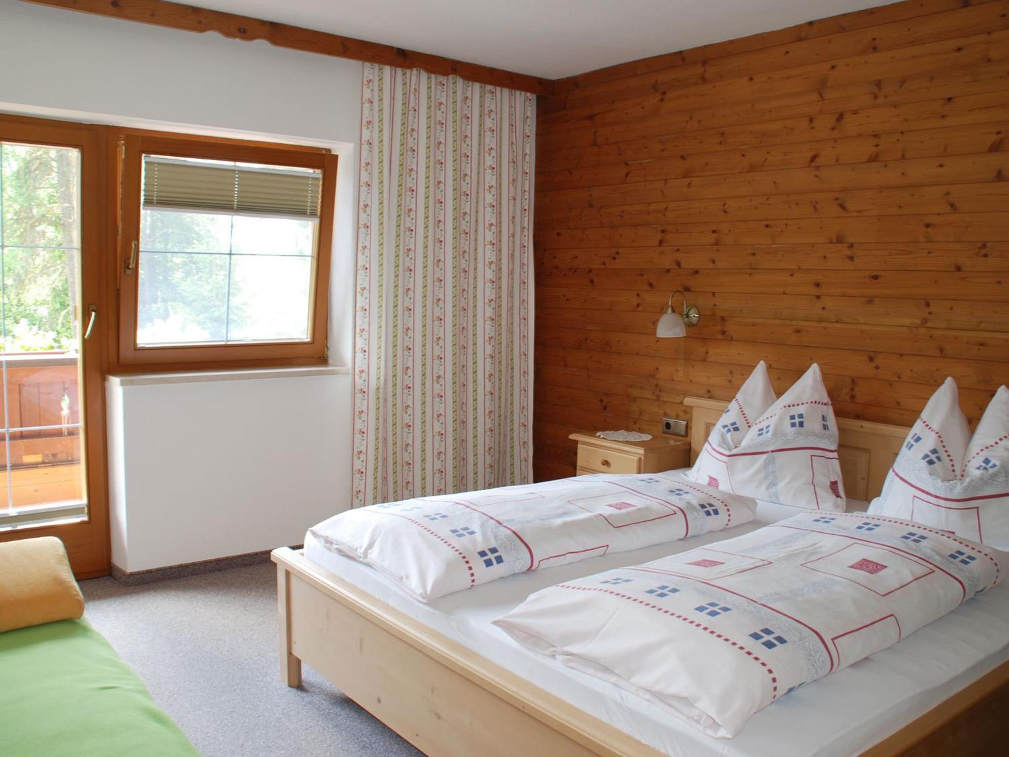 Two-Bedroom Apartment with Balcony photo 3