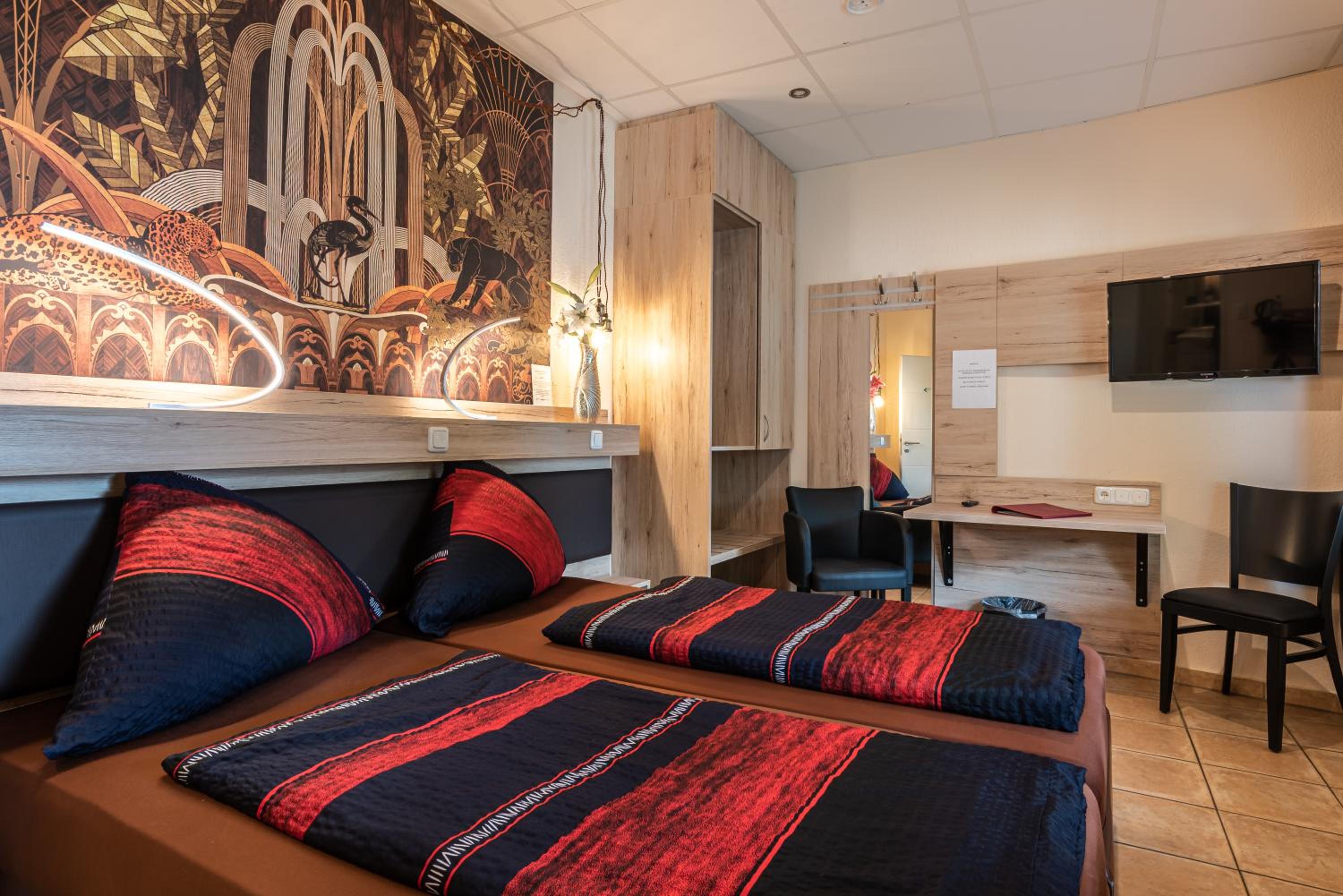 Twin Room - Photo 1