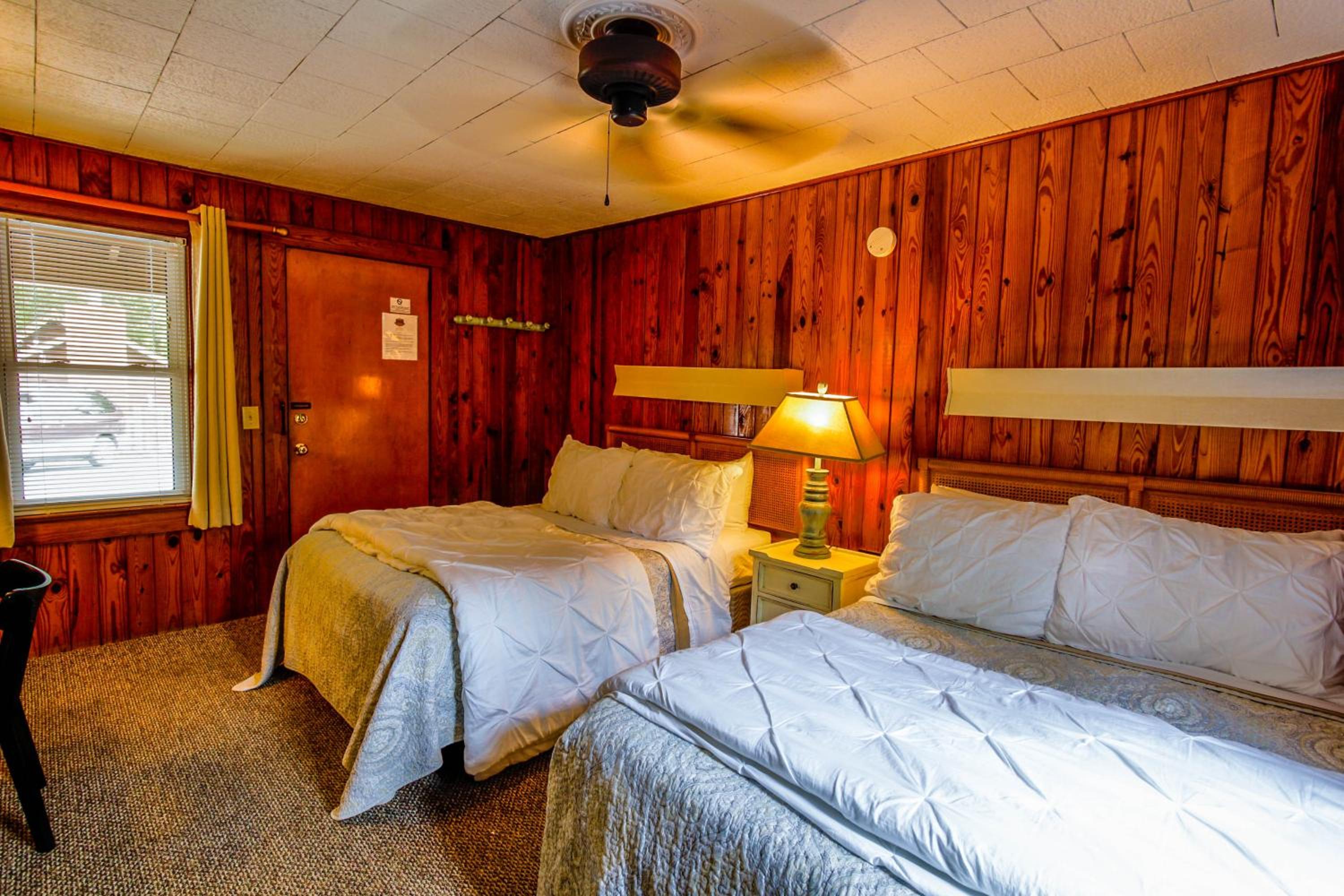 Standard Double Room - Photo 7