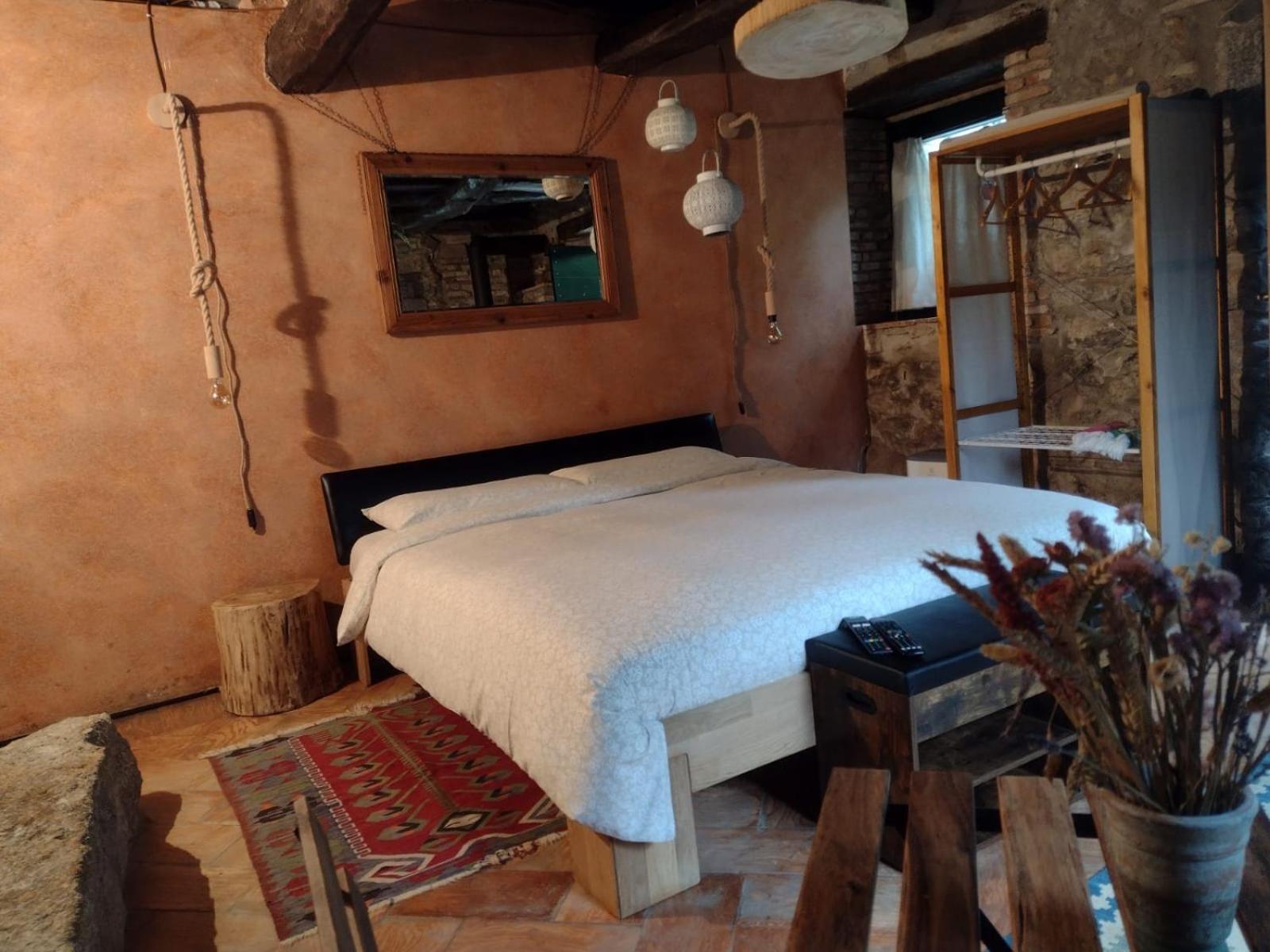 Double Room - Photo 1