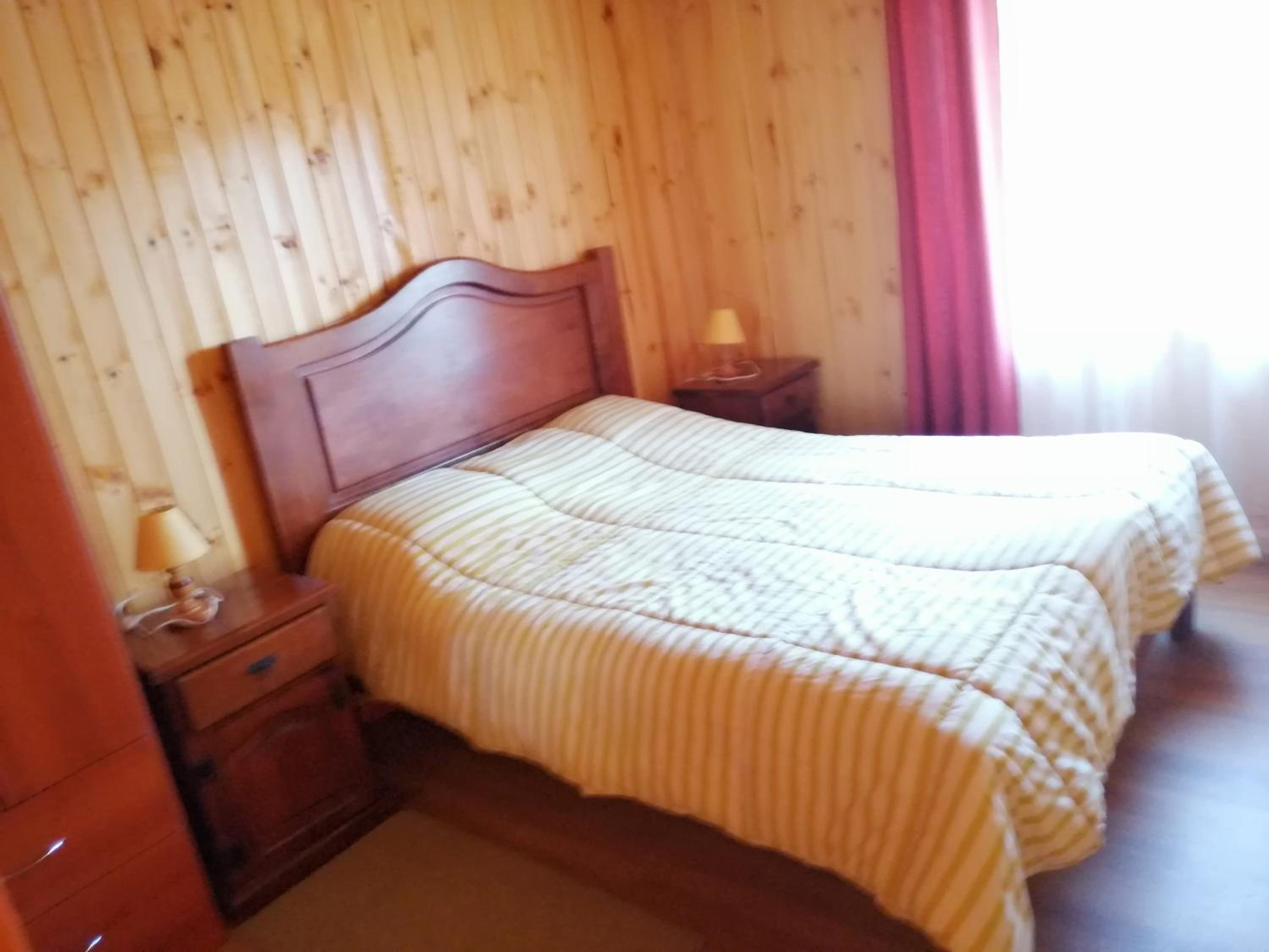 One-Bedroom House photo 1