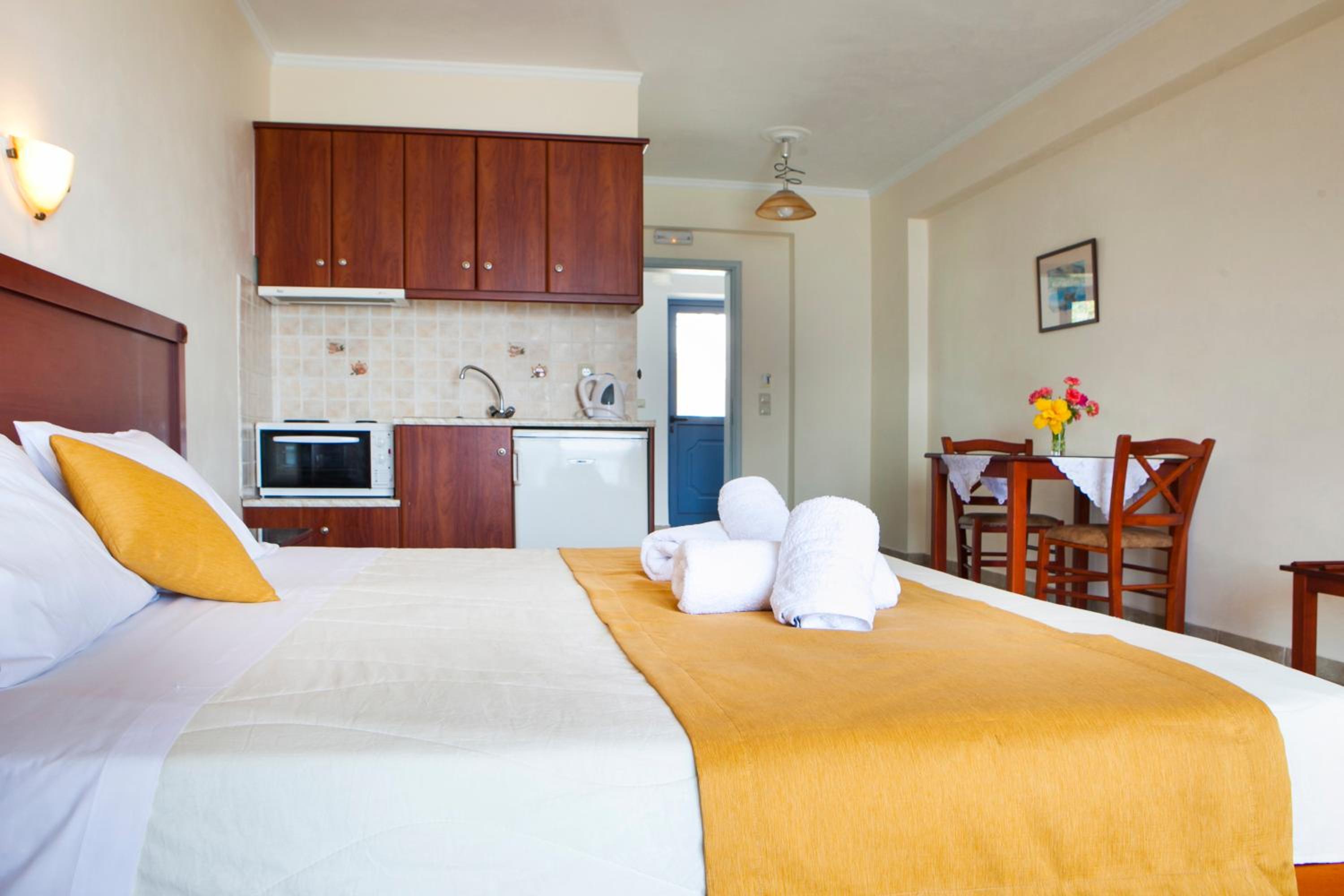 Studio with Sea View