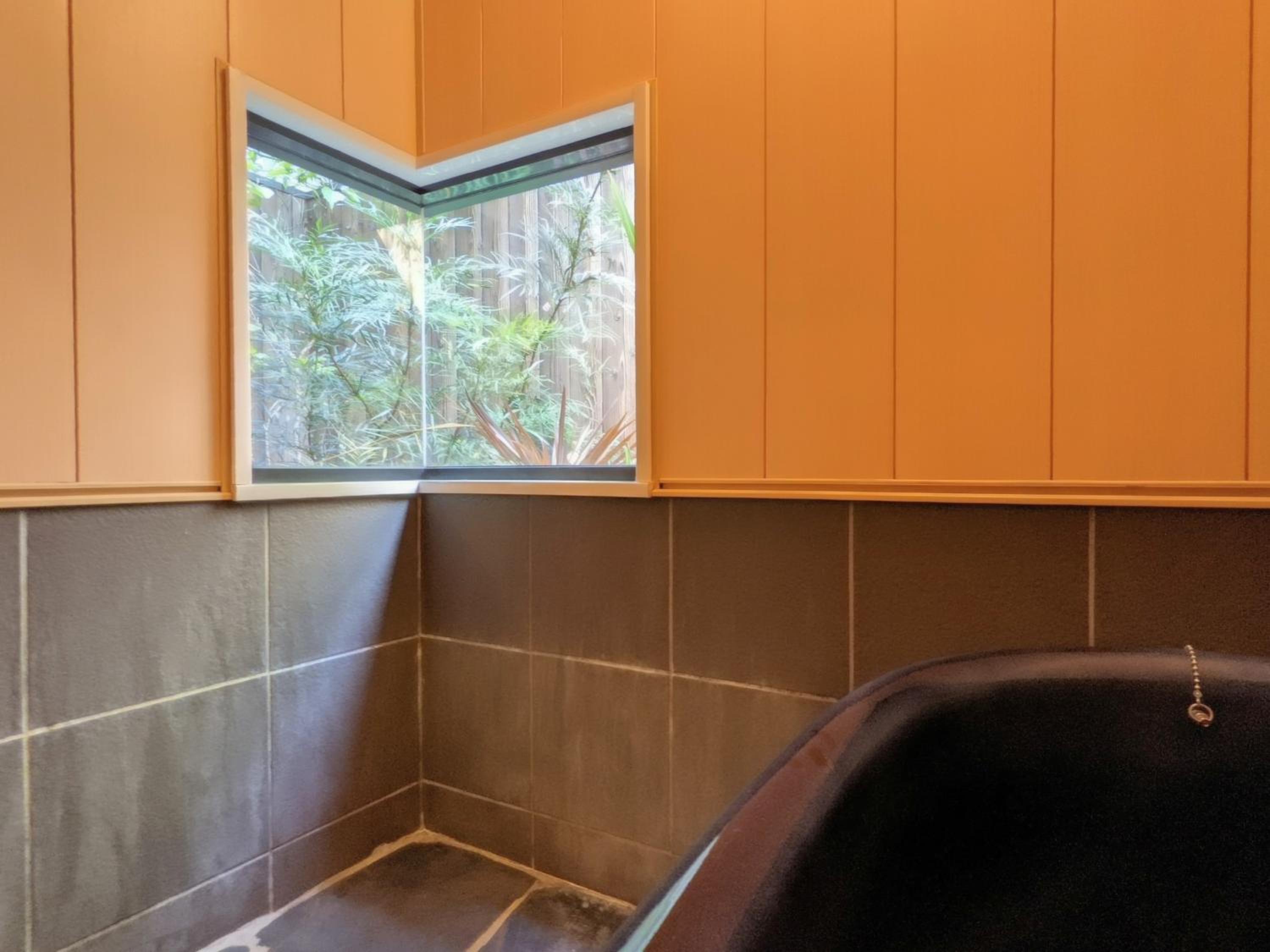 Two-Bedroom House - Photo 25