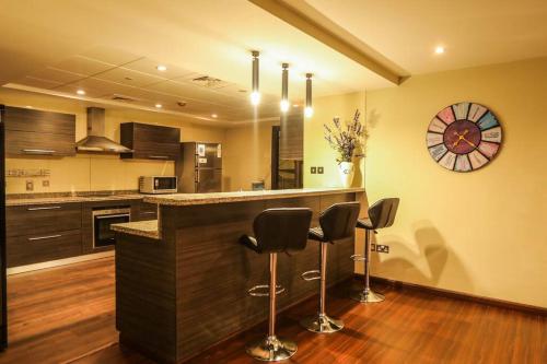 Apartment photo 2