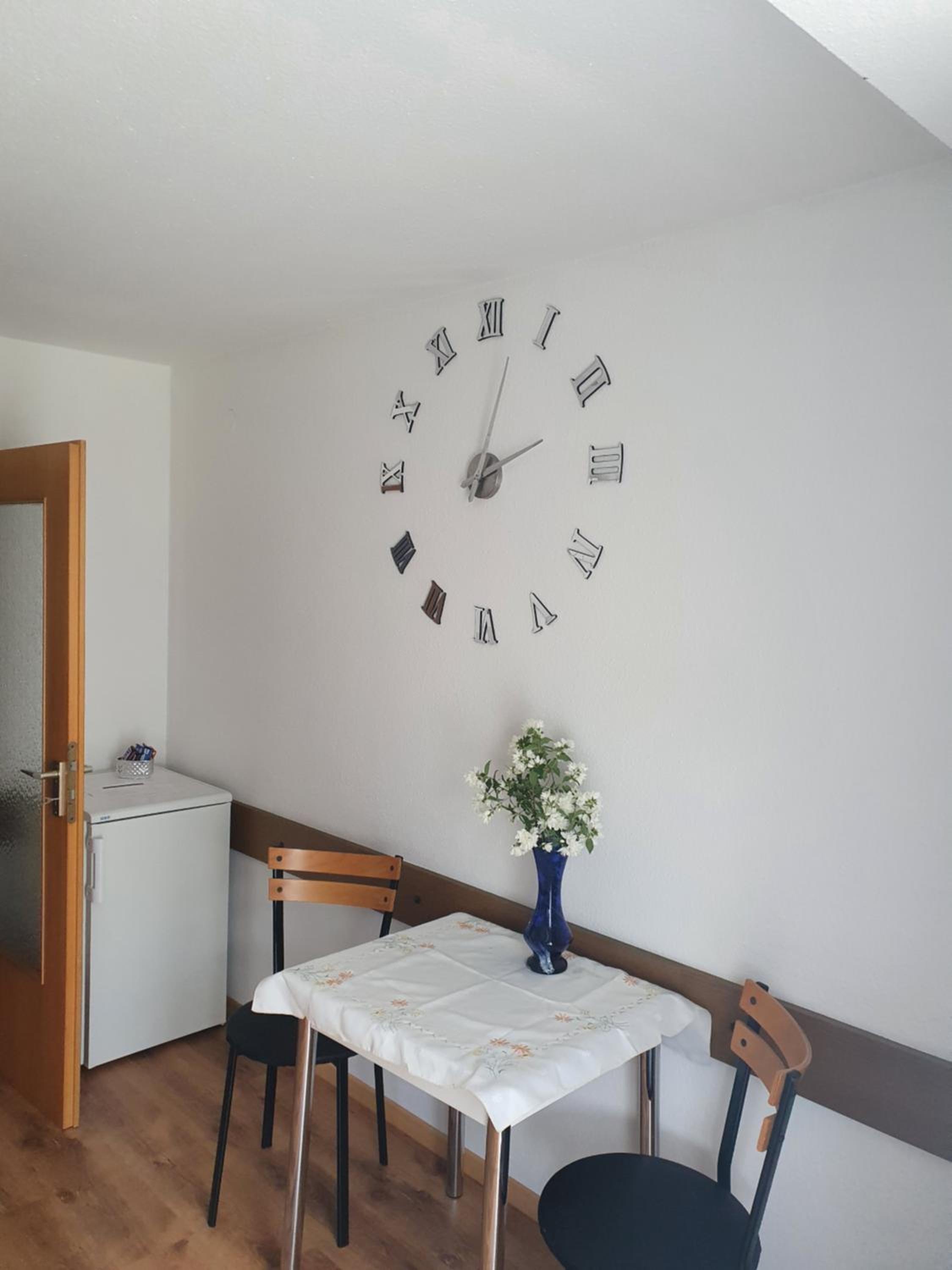 One-Bedroom Apartment - Photo 10