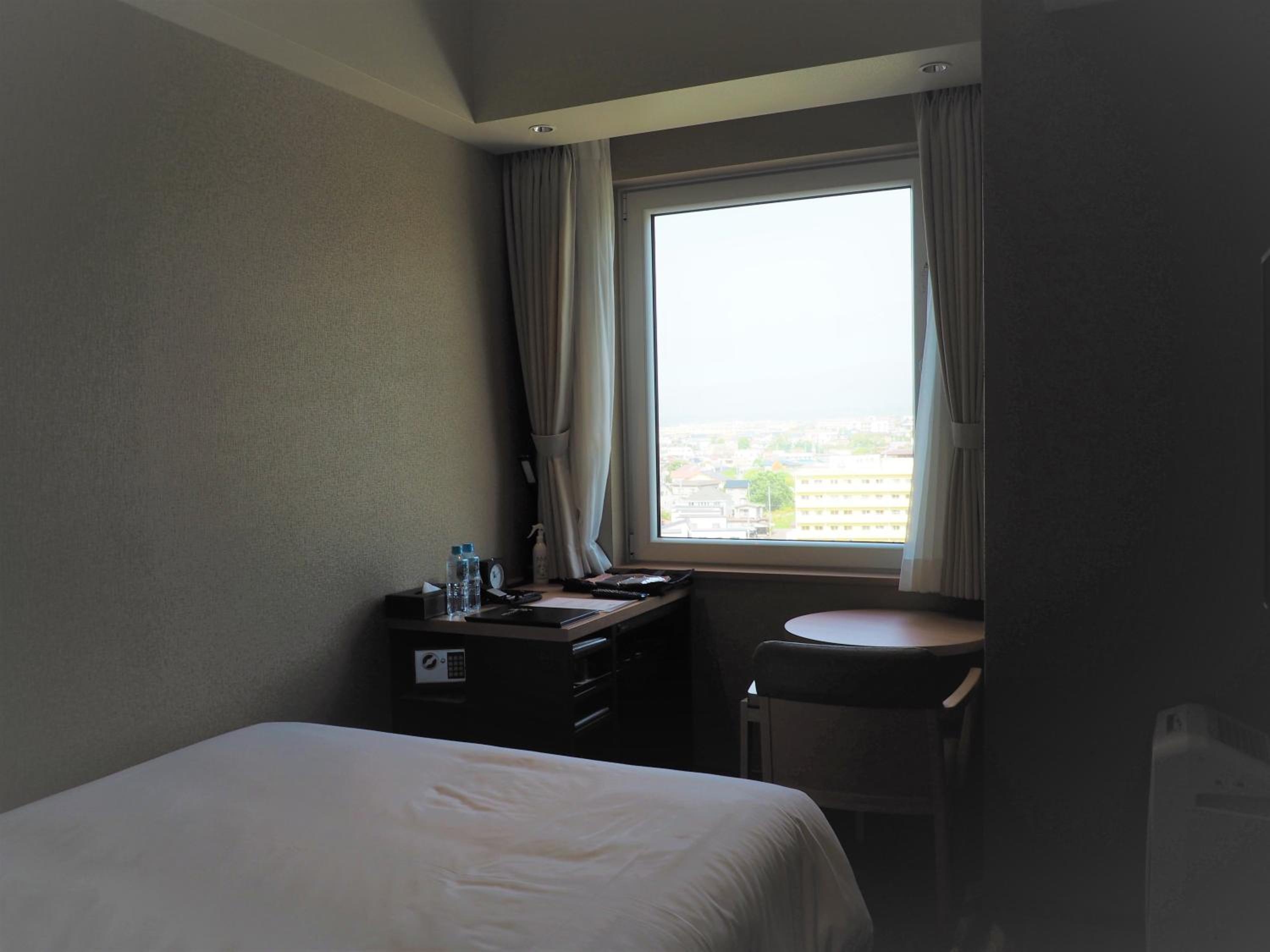 Standard Double Room - Photo 8