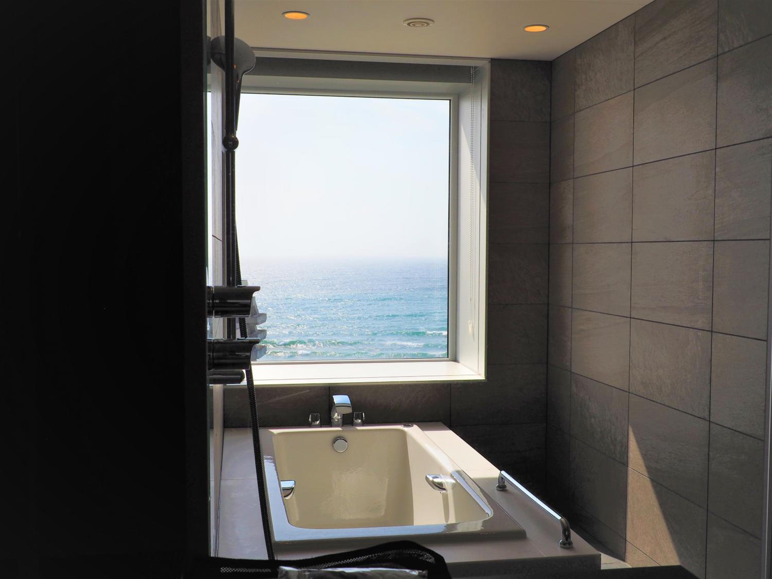 Junior Suite - Photo 9