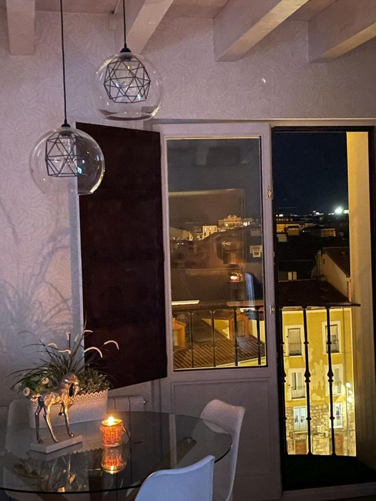 Apartment with Balcony - Photo 46