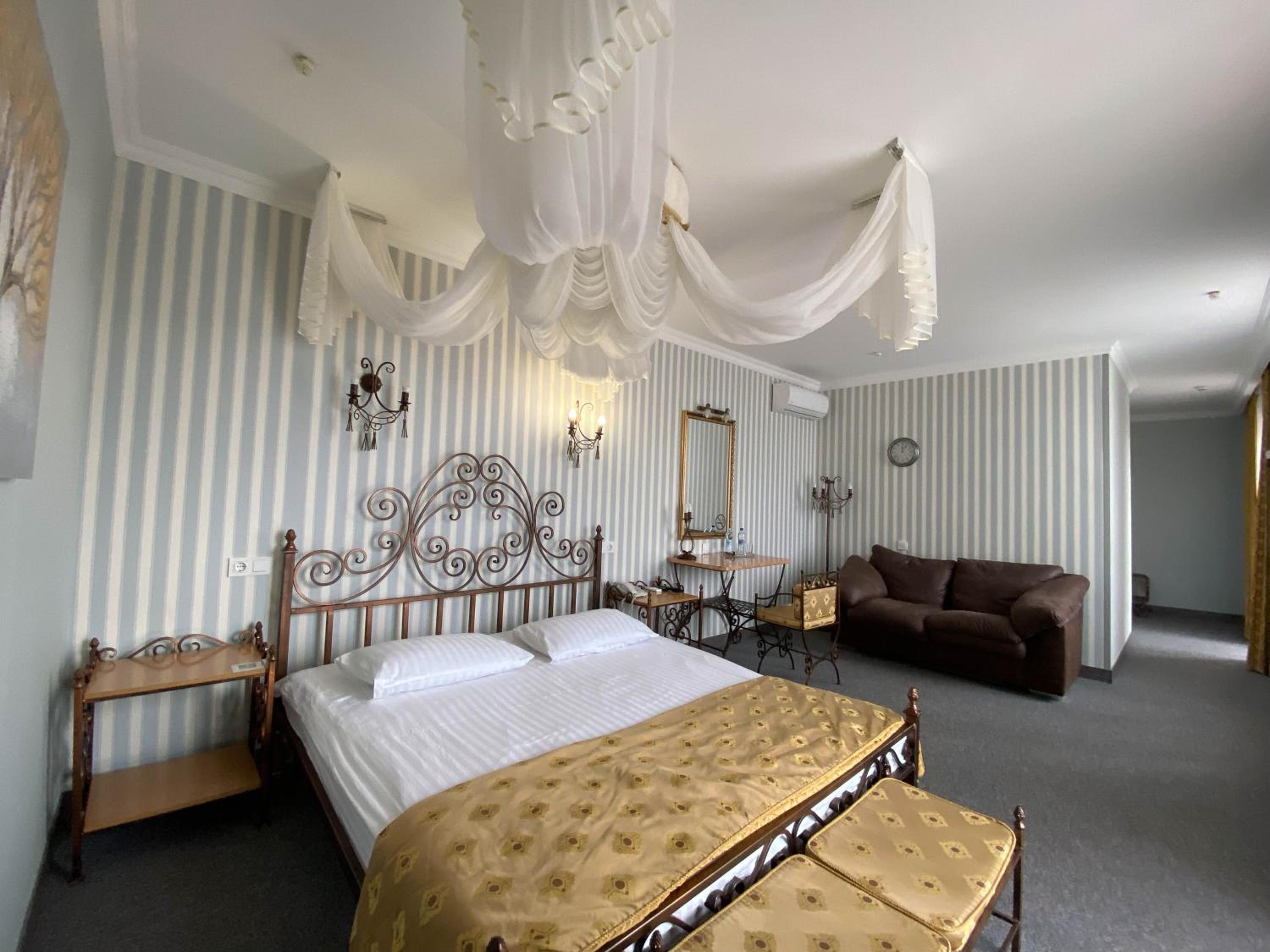 Suite photo 1