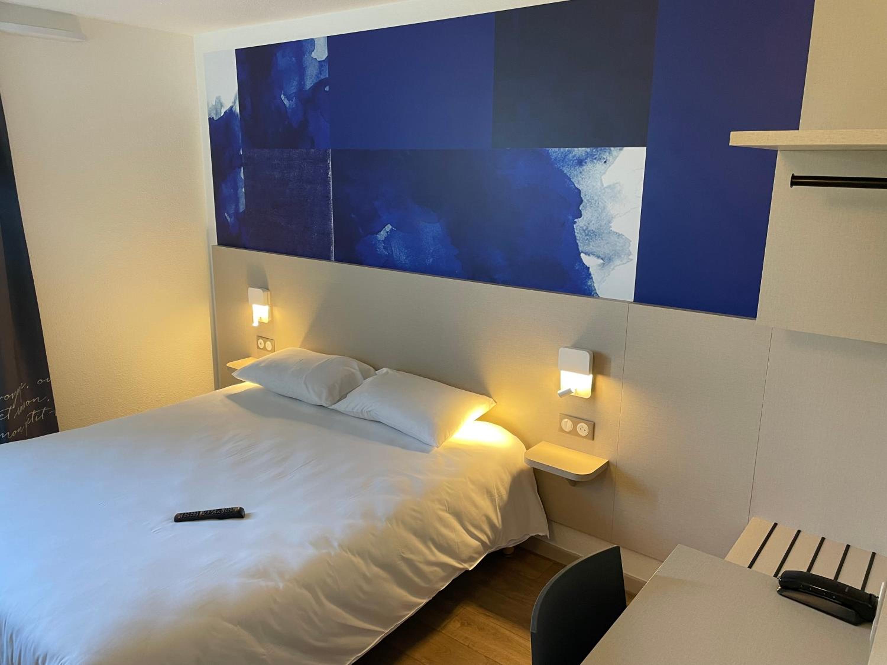 Double Room - Photo 1