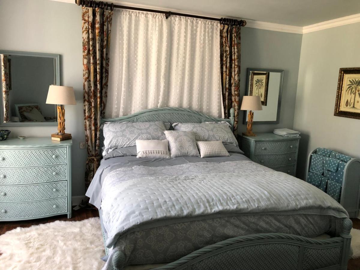 Deluxe King Room photo 2