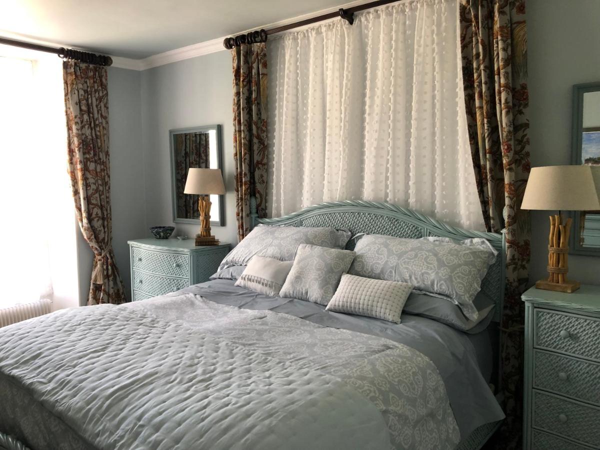 Deluxe King Room photo 3