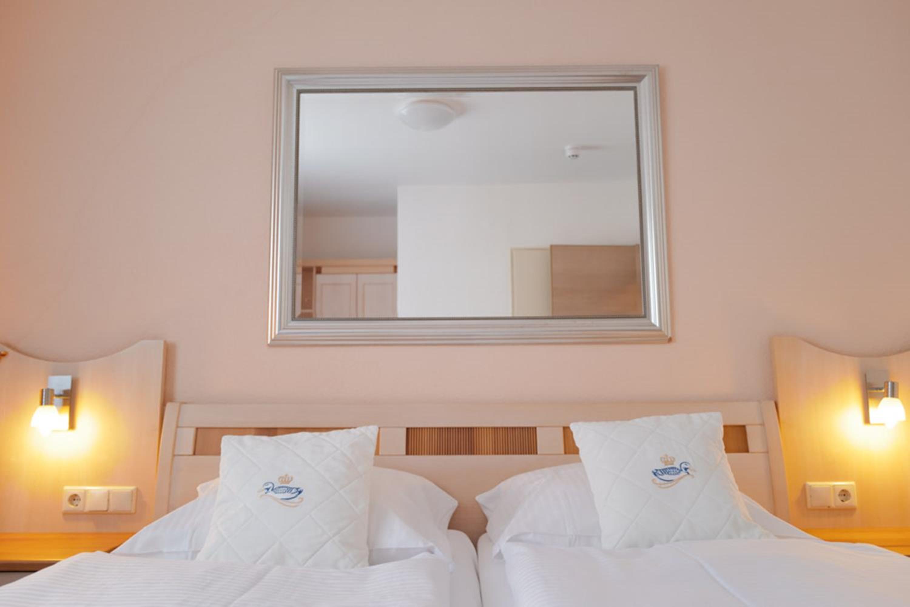 Standard Double Room - Photo 4