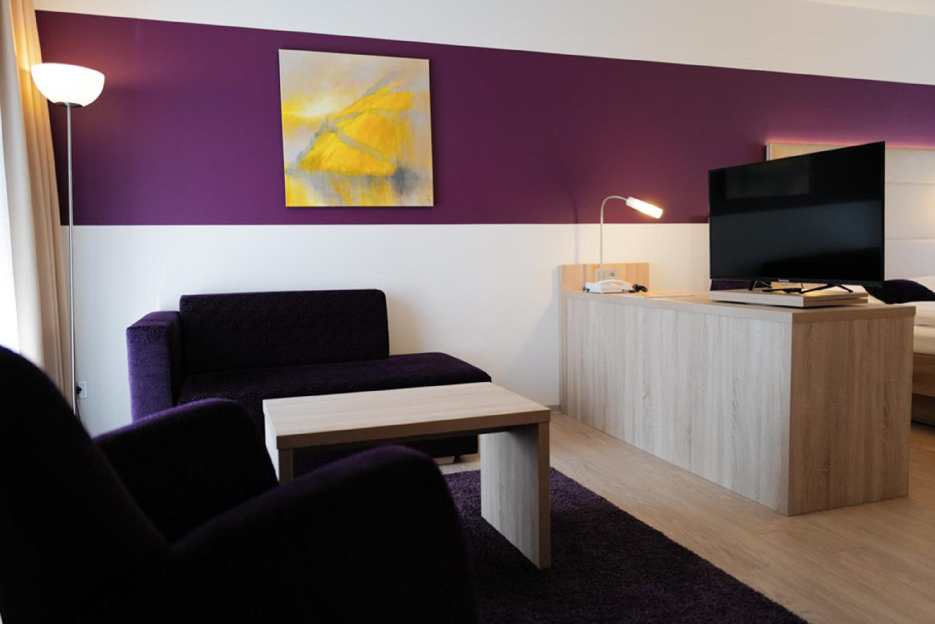 Deluxe Junior Suite - Photo 8