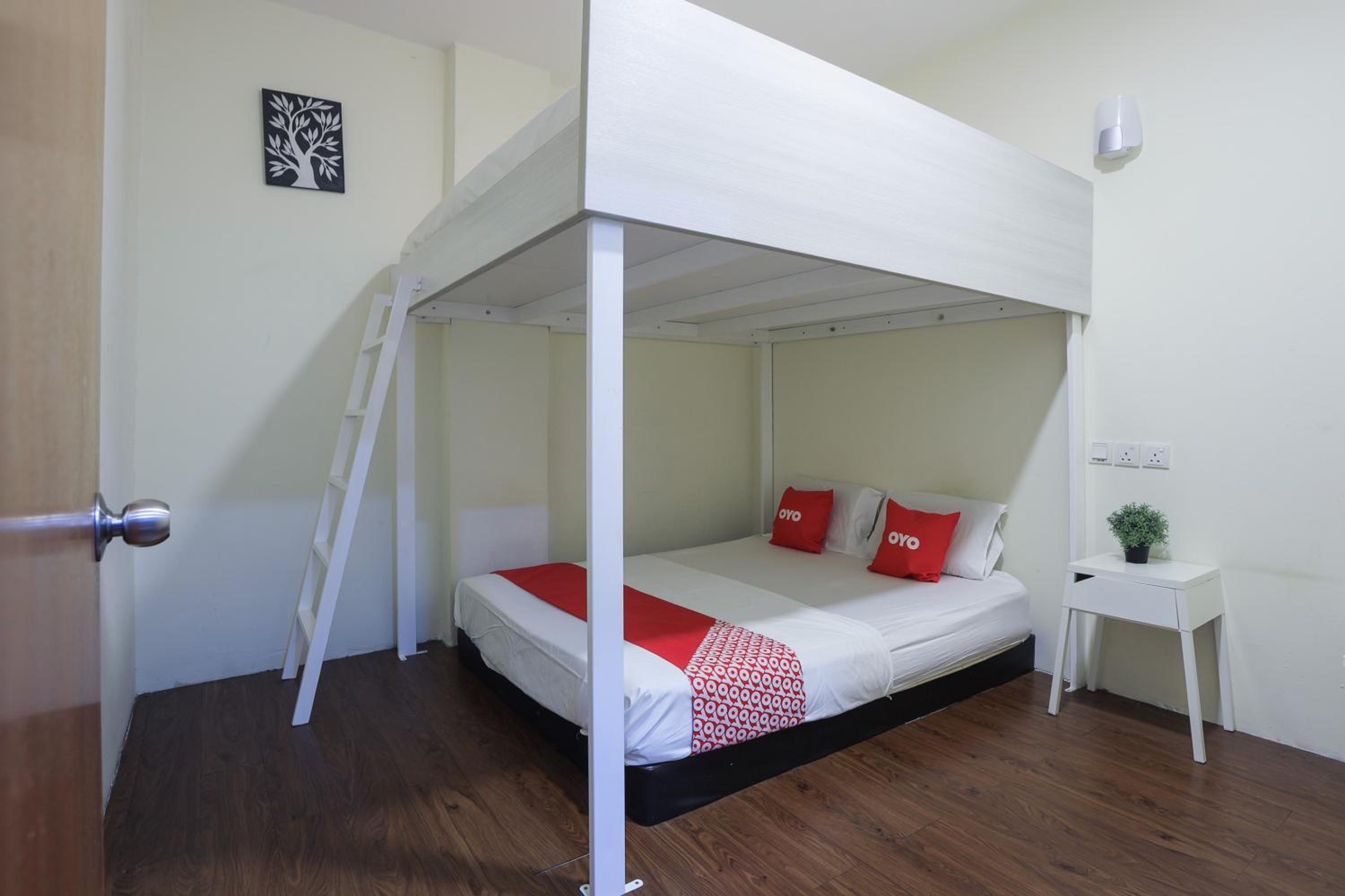 Standard Family Room