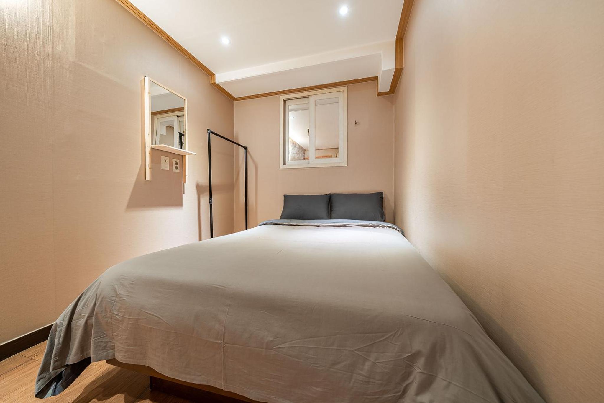 Double Room - Photo 4