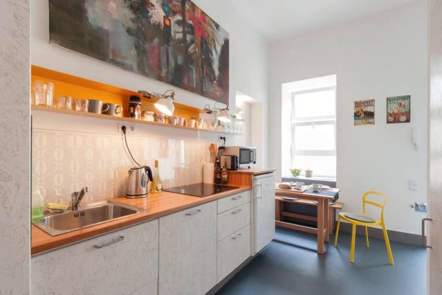 One-Bedroom Apartment - Photo 9