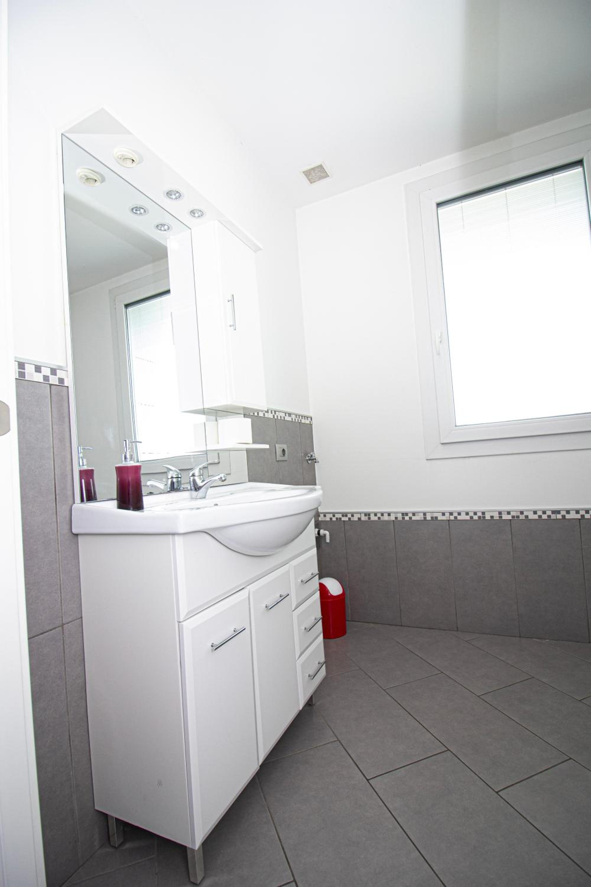 Comfort Double or Twin Room - Photo 12