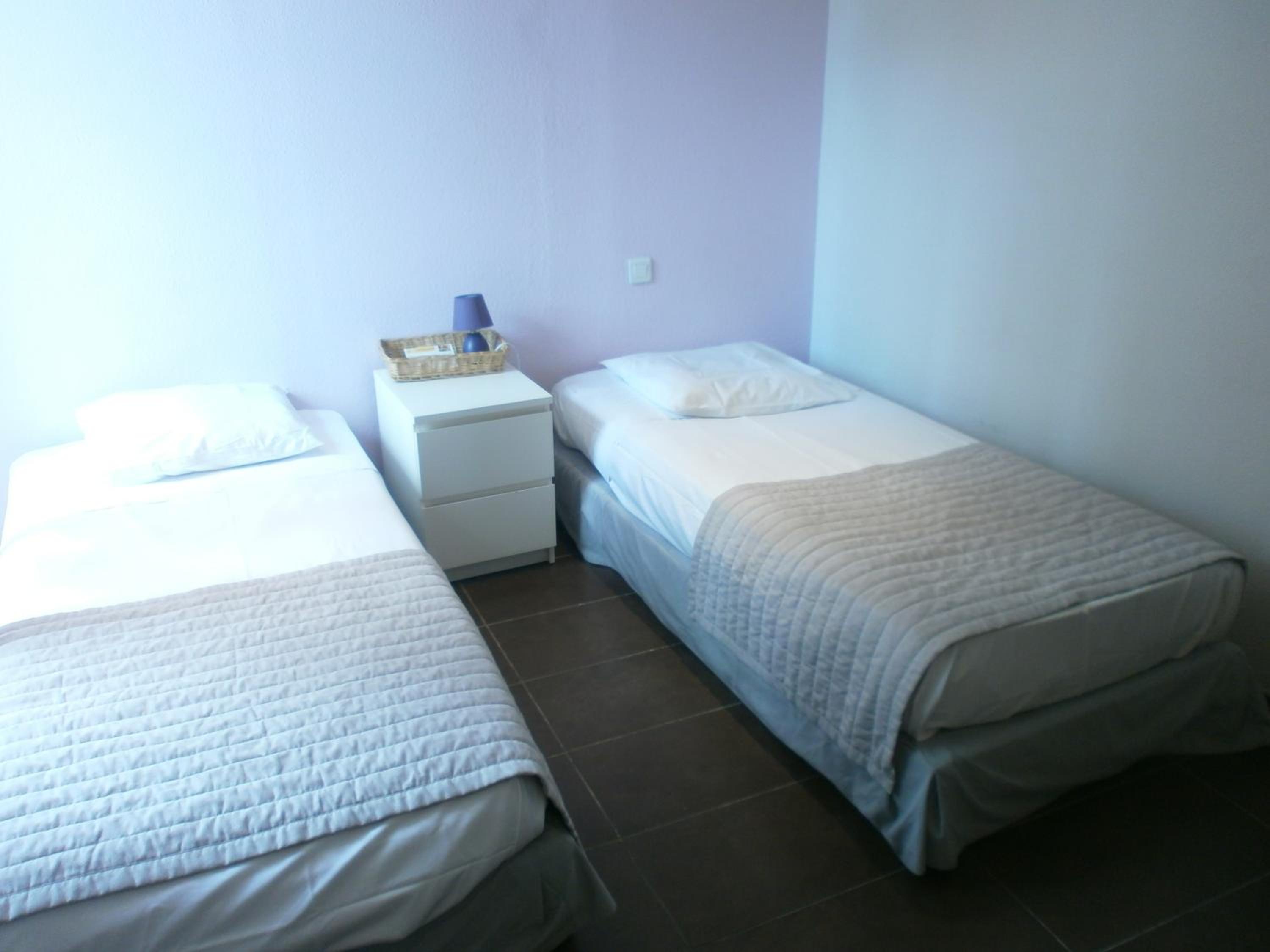 Twin Room - Photo 6