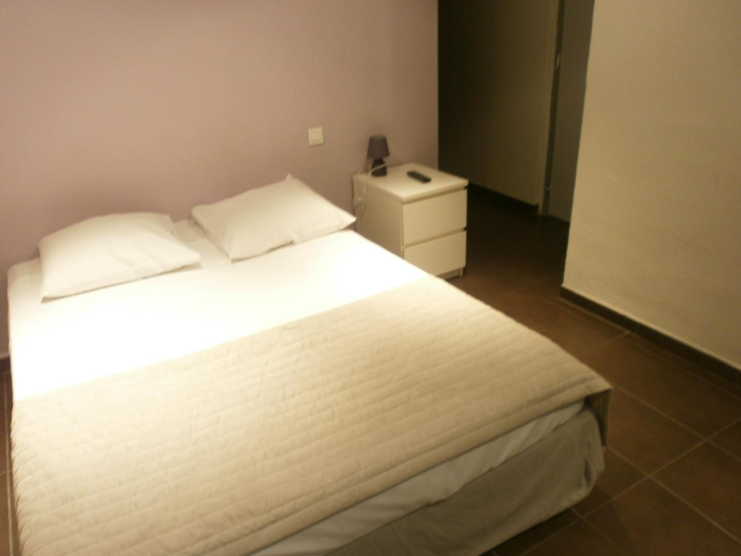 Double Room - Photo 4