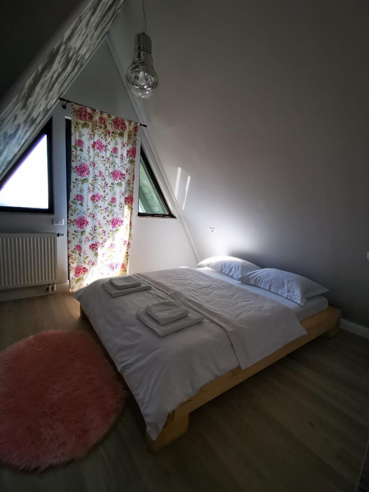 Three-Bedroom Villa - Photo 1