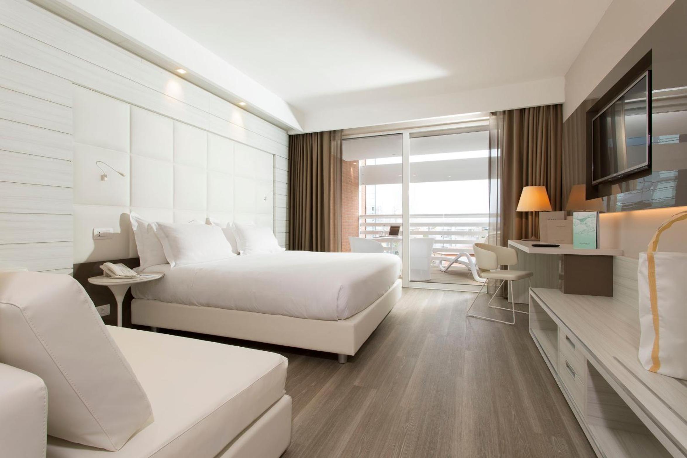 Superior Triple Room with Partial Sea View