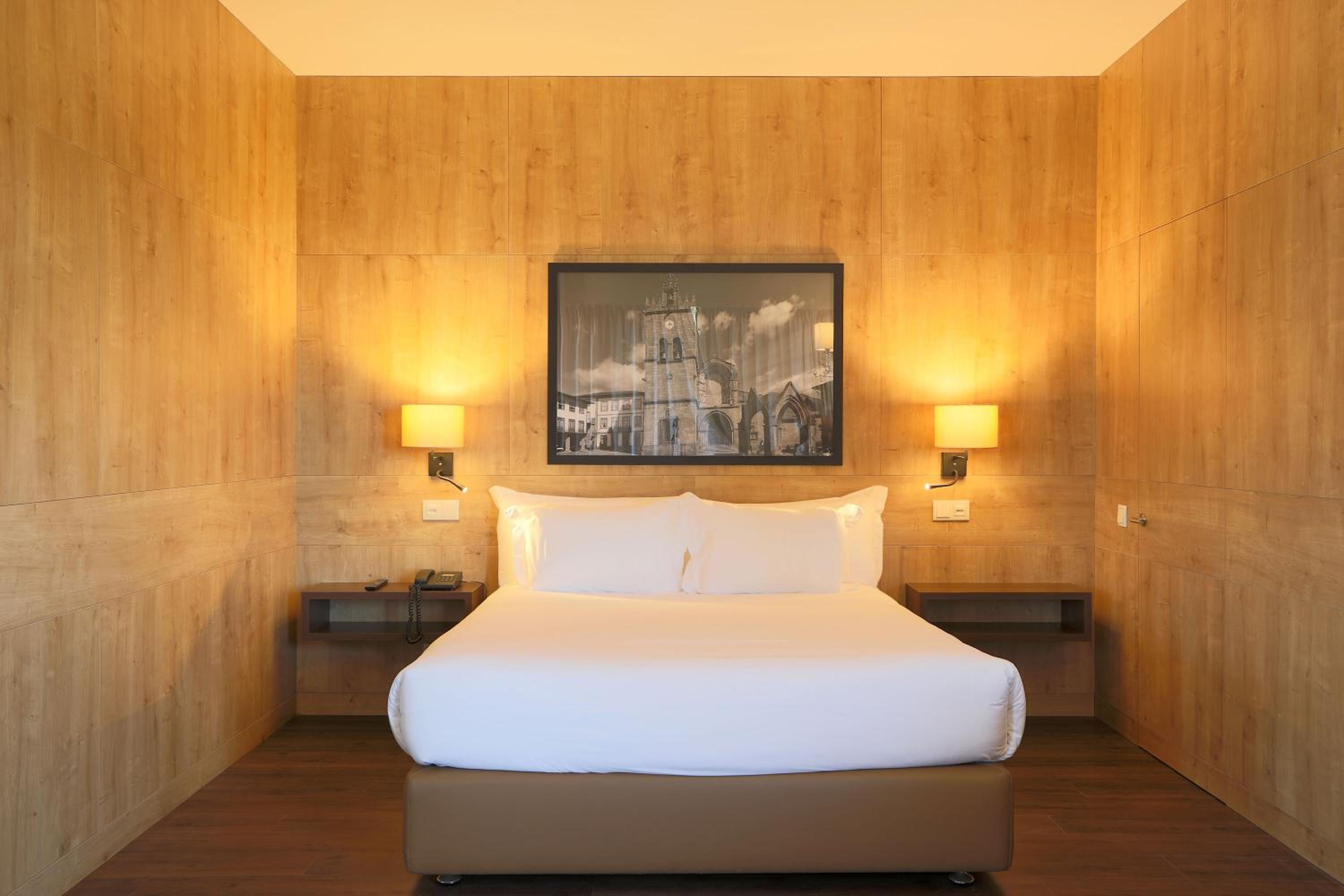 Suite - Photo 2