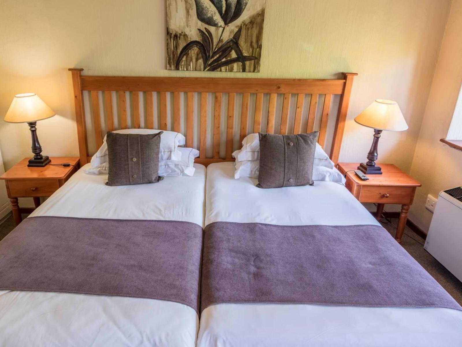 Double or Twin Room - Photo 8