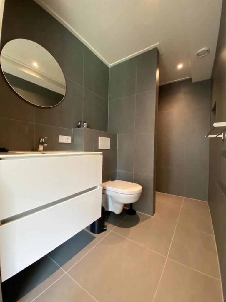 Studio Apartment photo 2