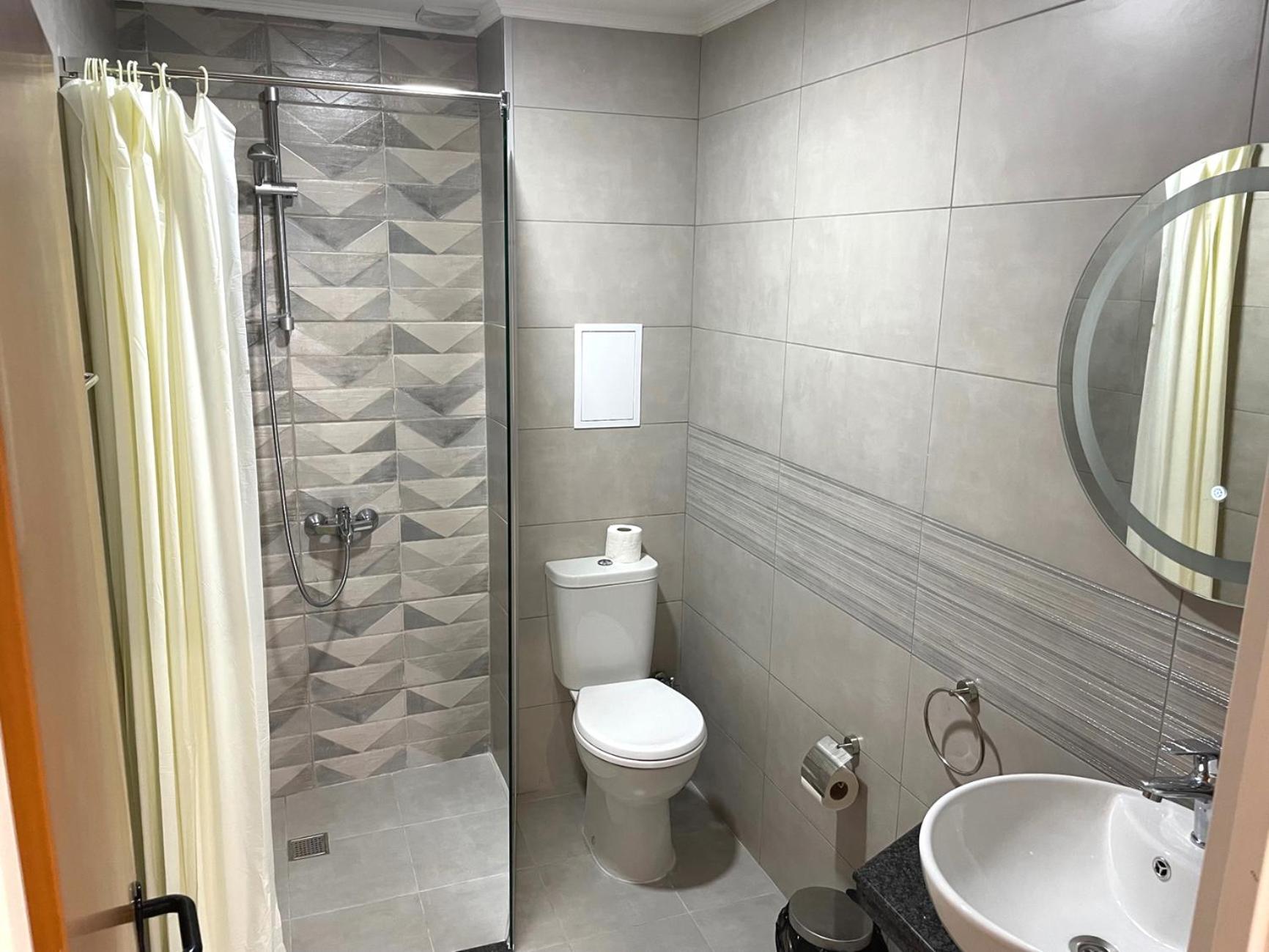 Deluxe Double Room - Photo 24