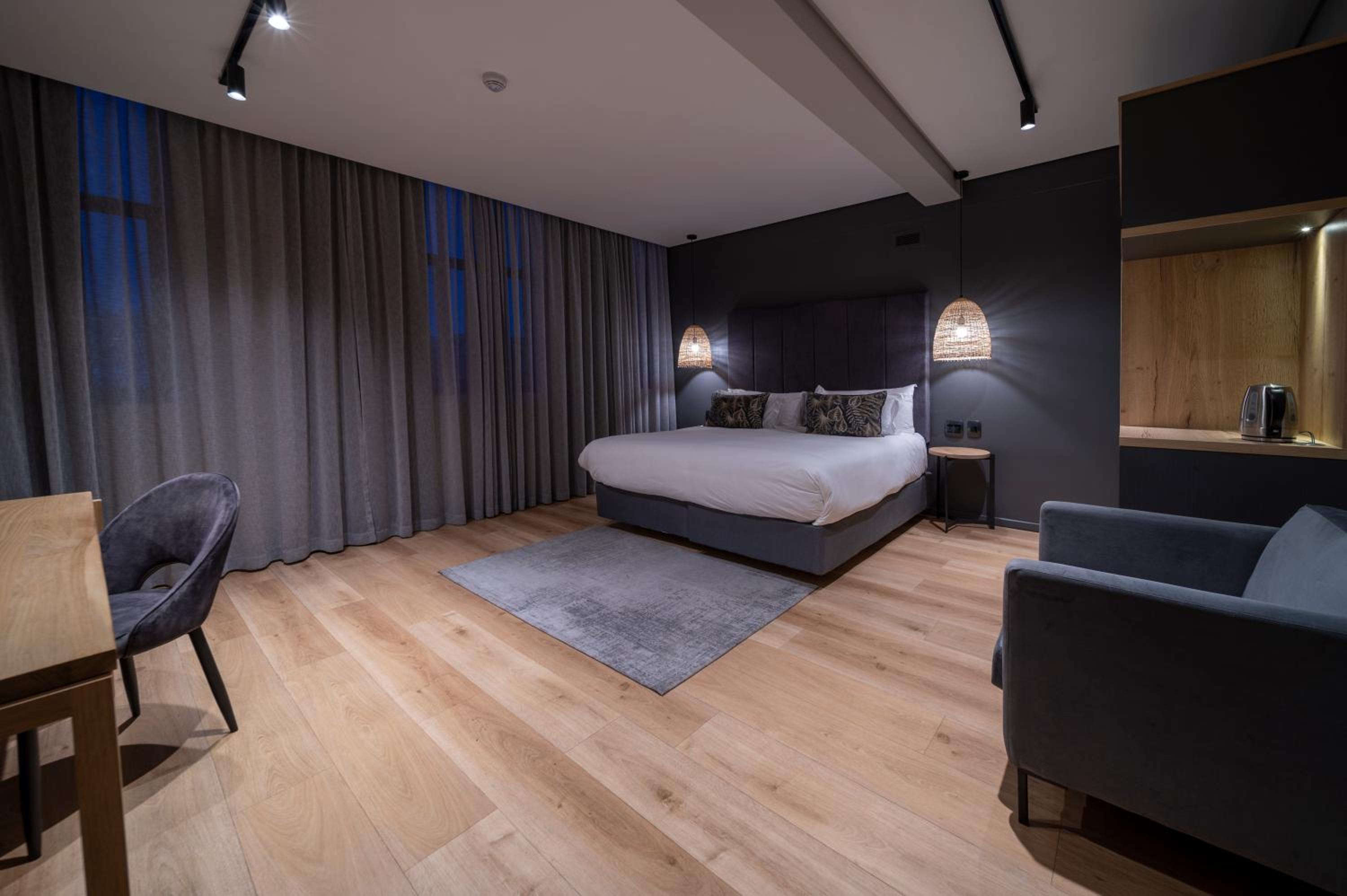 Luxury Room - Photo 1