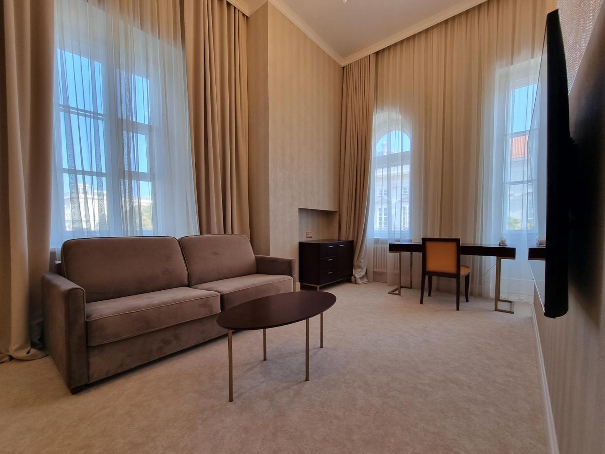 Junior Suite - Photo 11
