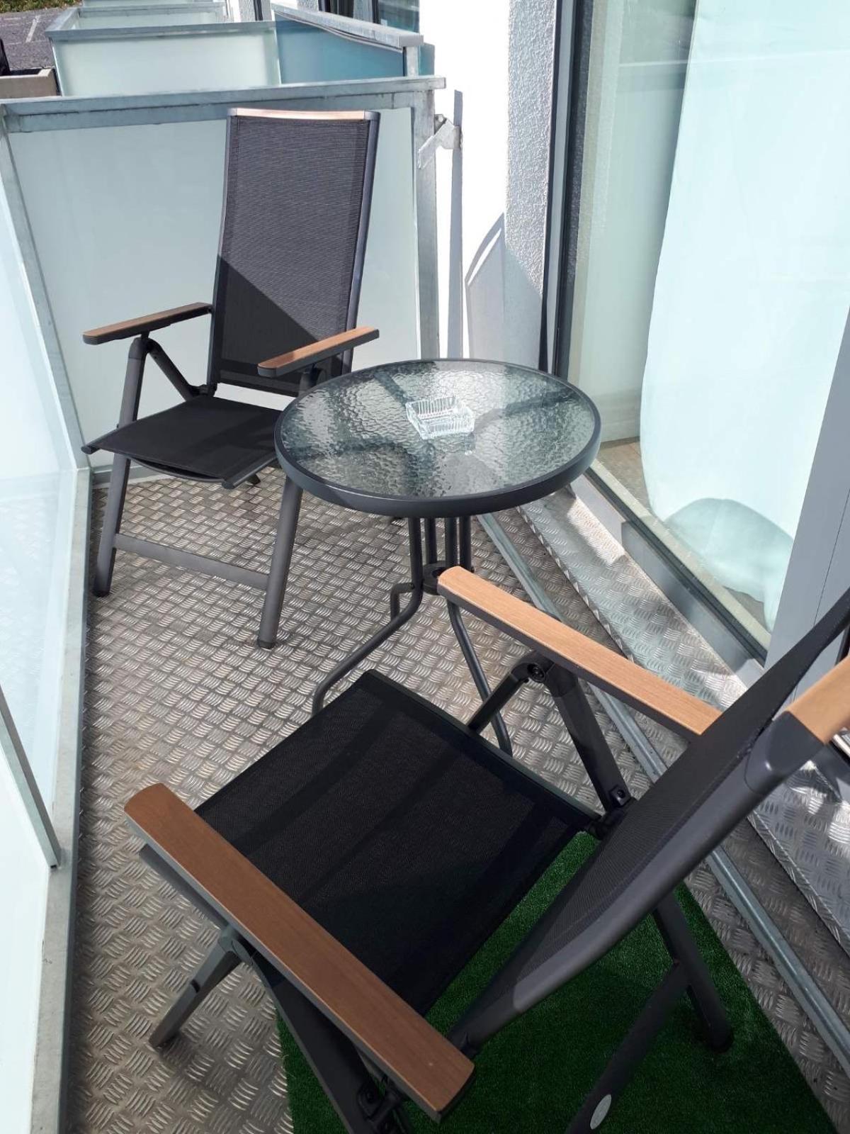 Studio Apartment - Photo 31