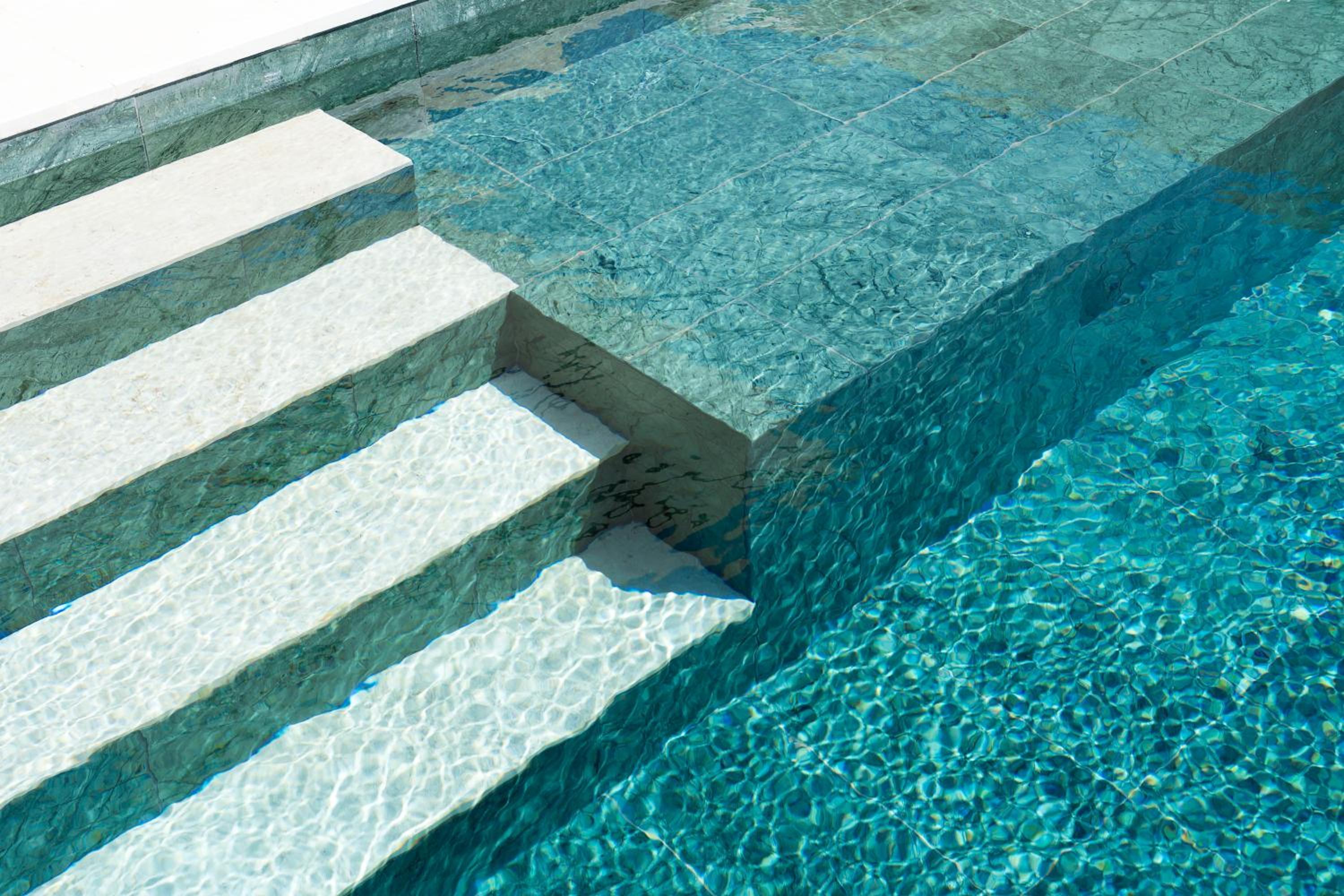 Villa with Private Pool - Photo 5
