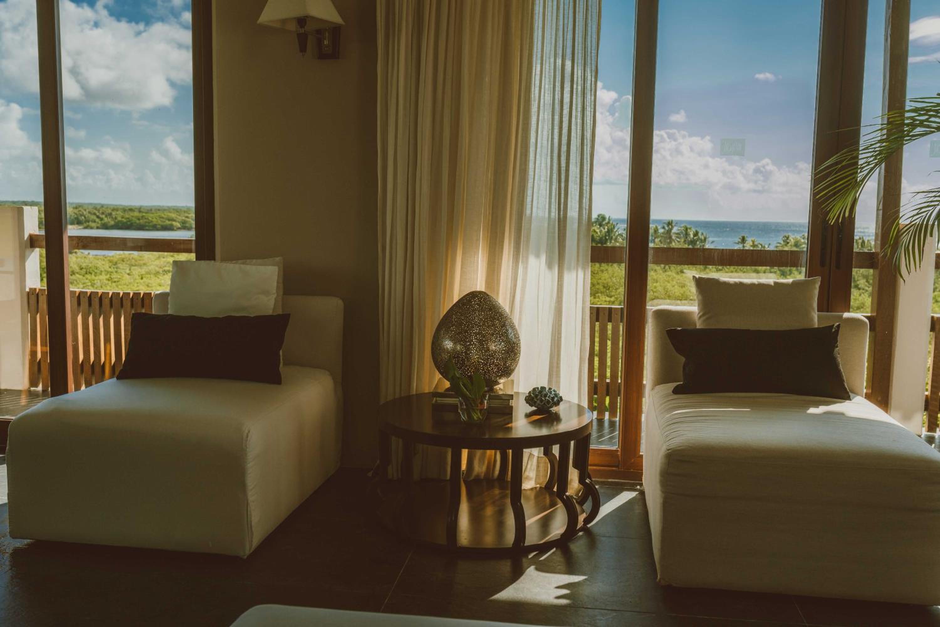 Superior Suite with Sea View - Photo 5